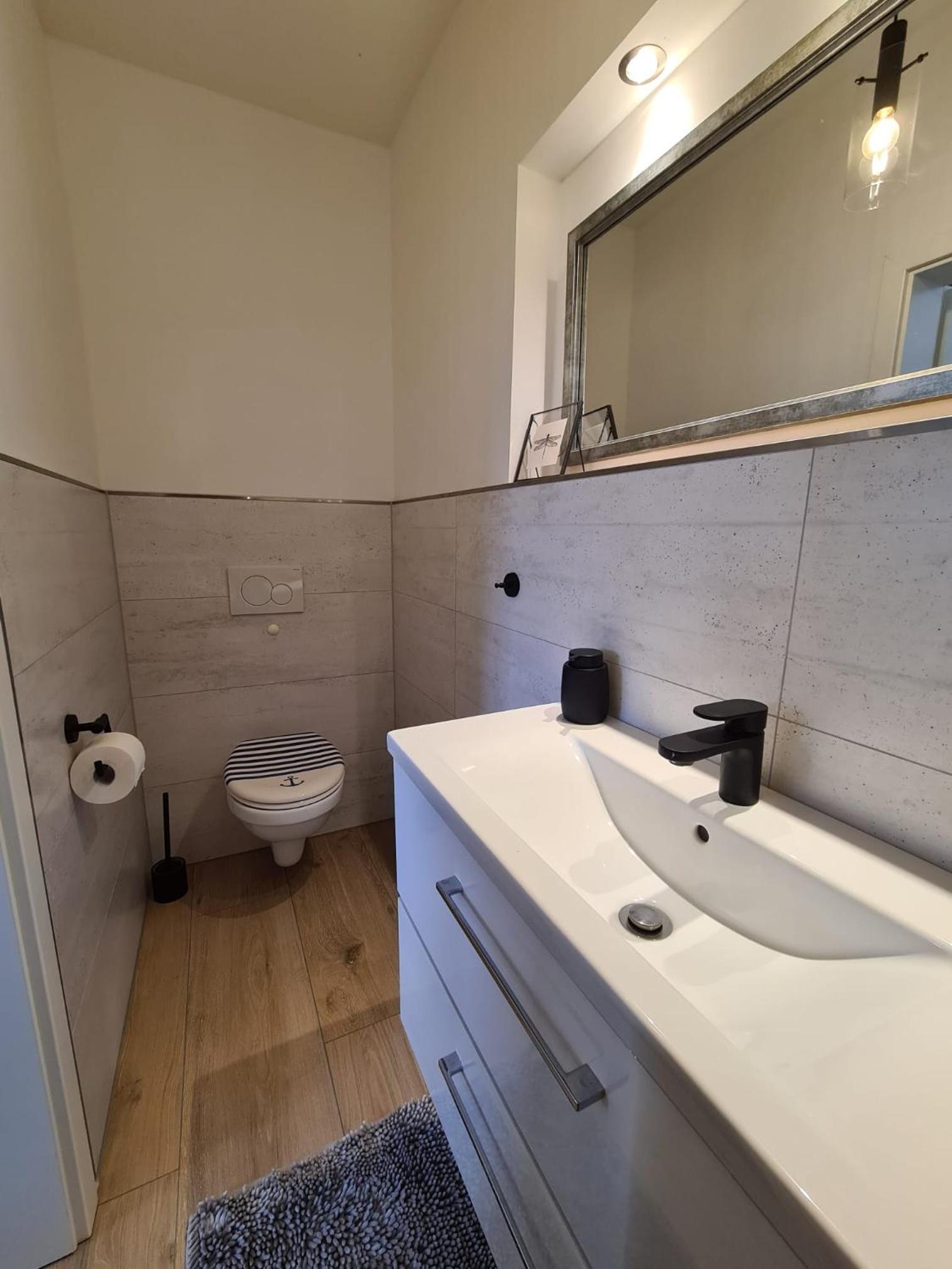Three-Bedroom House photo 2