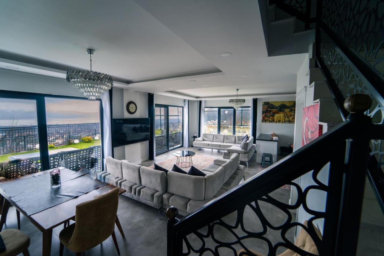 Standard Villa - Photo 1