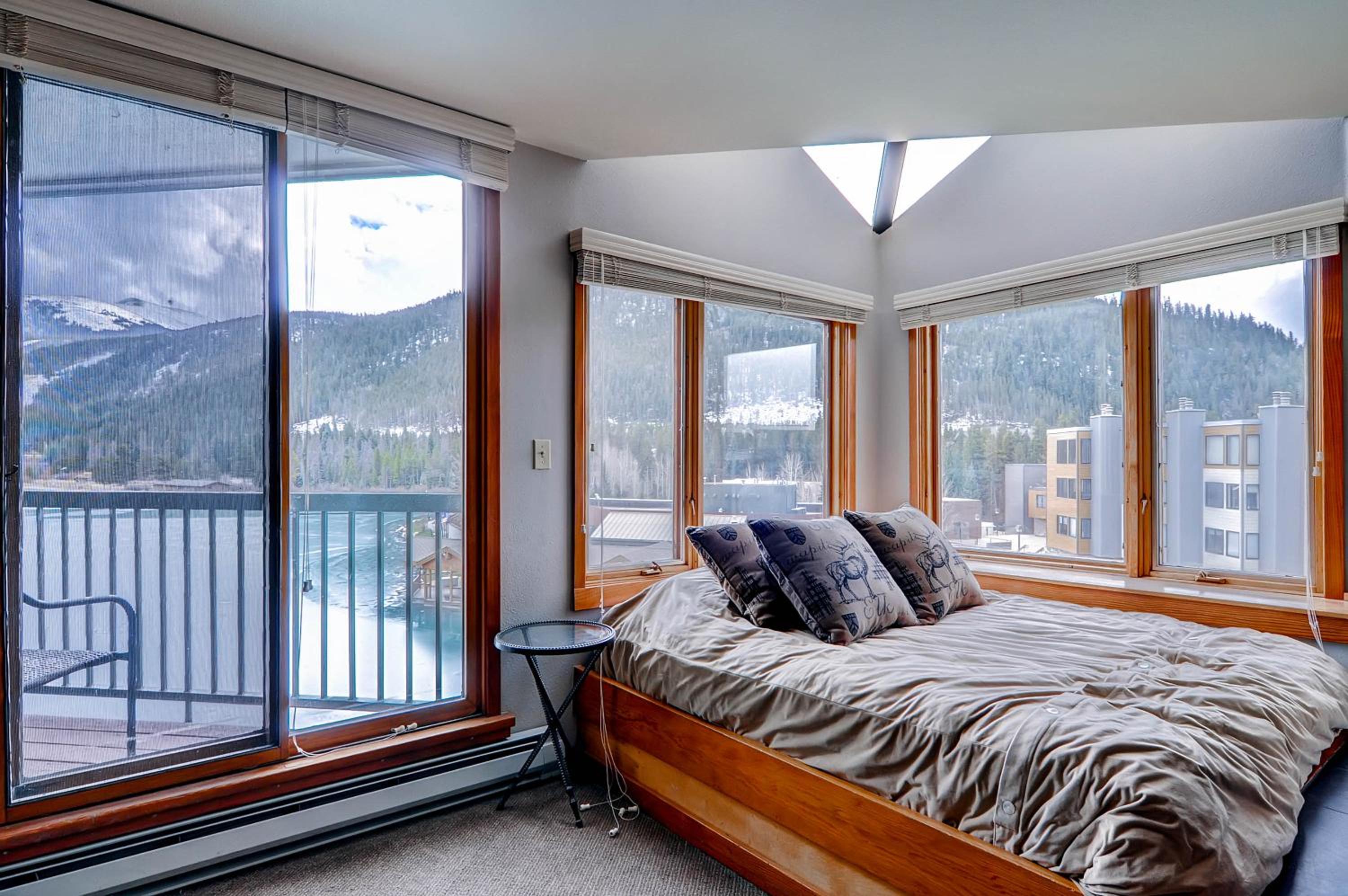 One-Bedroom Apartment - Photo 16