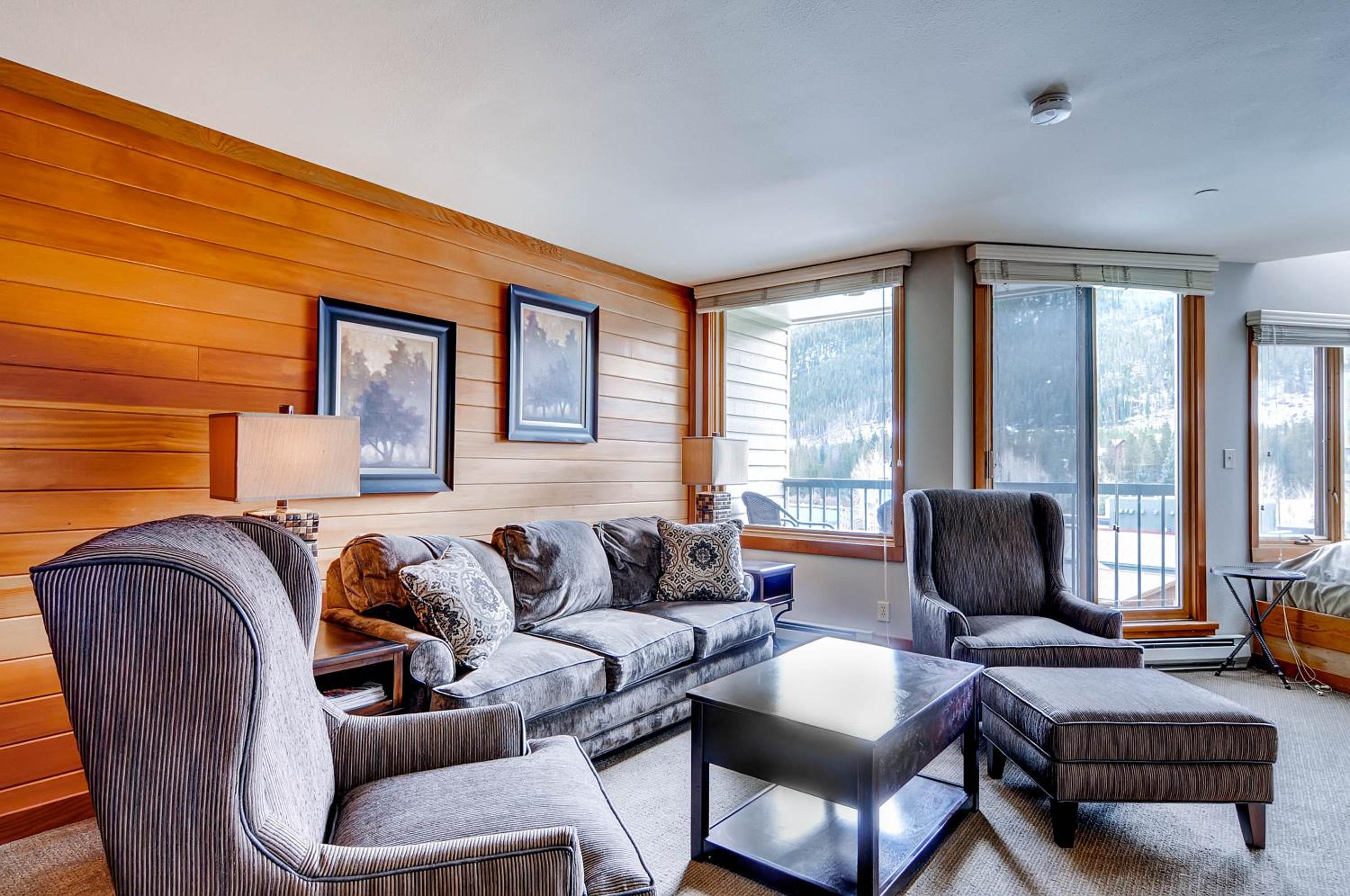 One-Bedroom Apartment - Photo 17