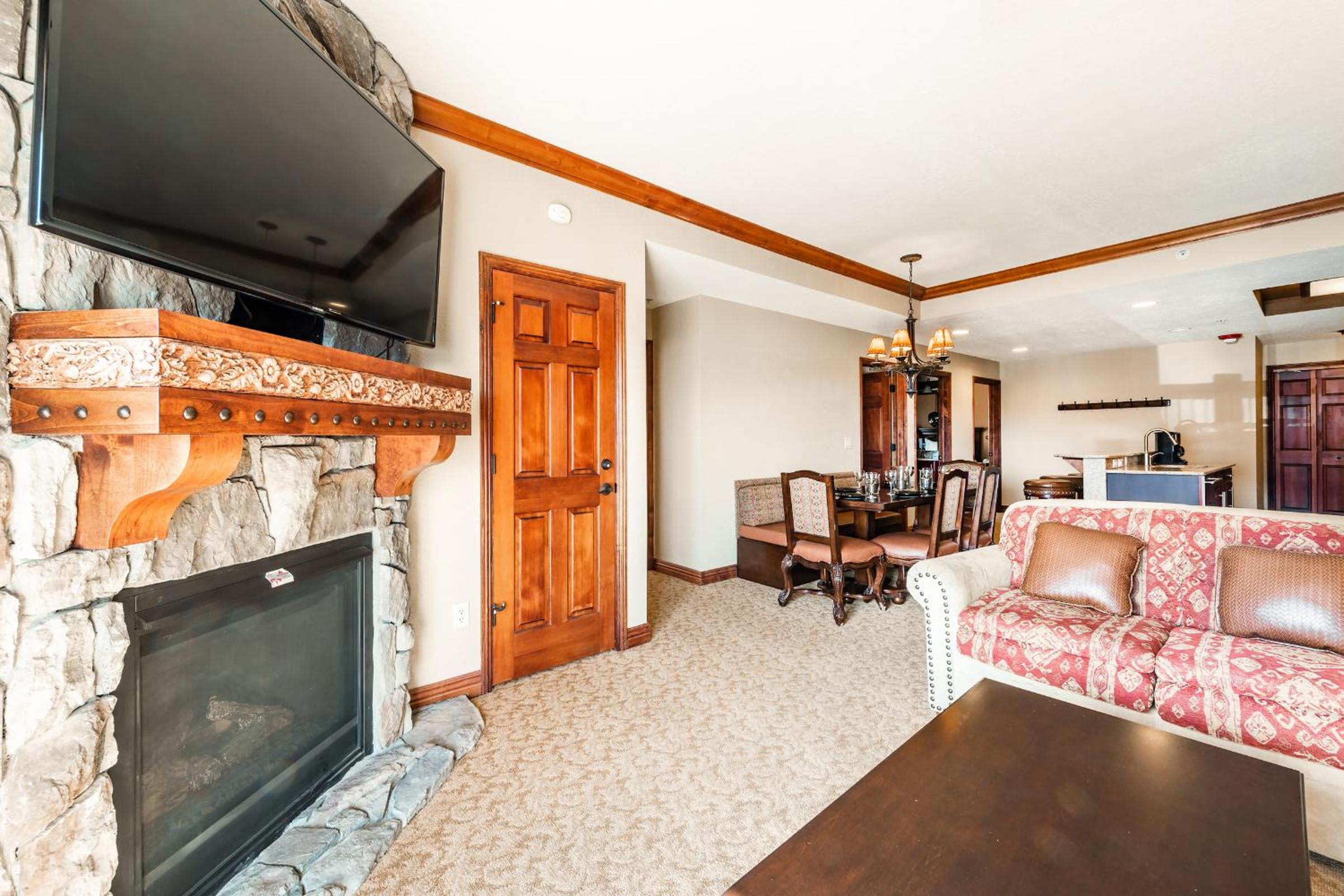Classic Quadruple Room
