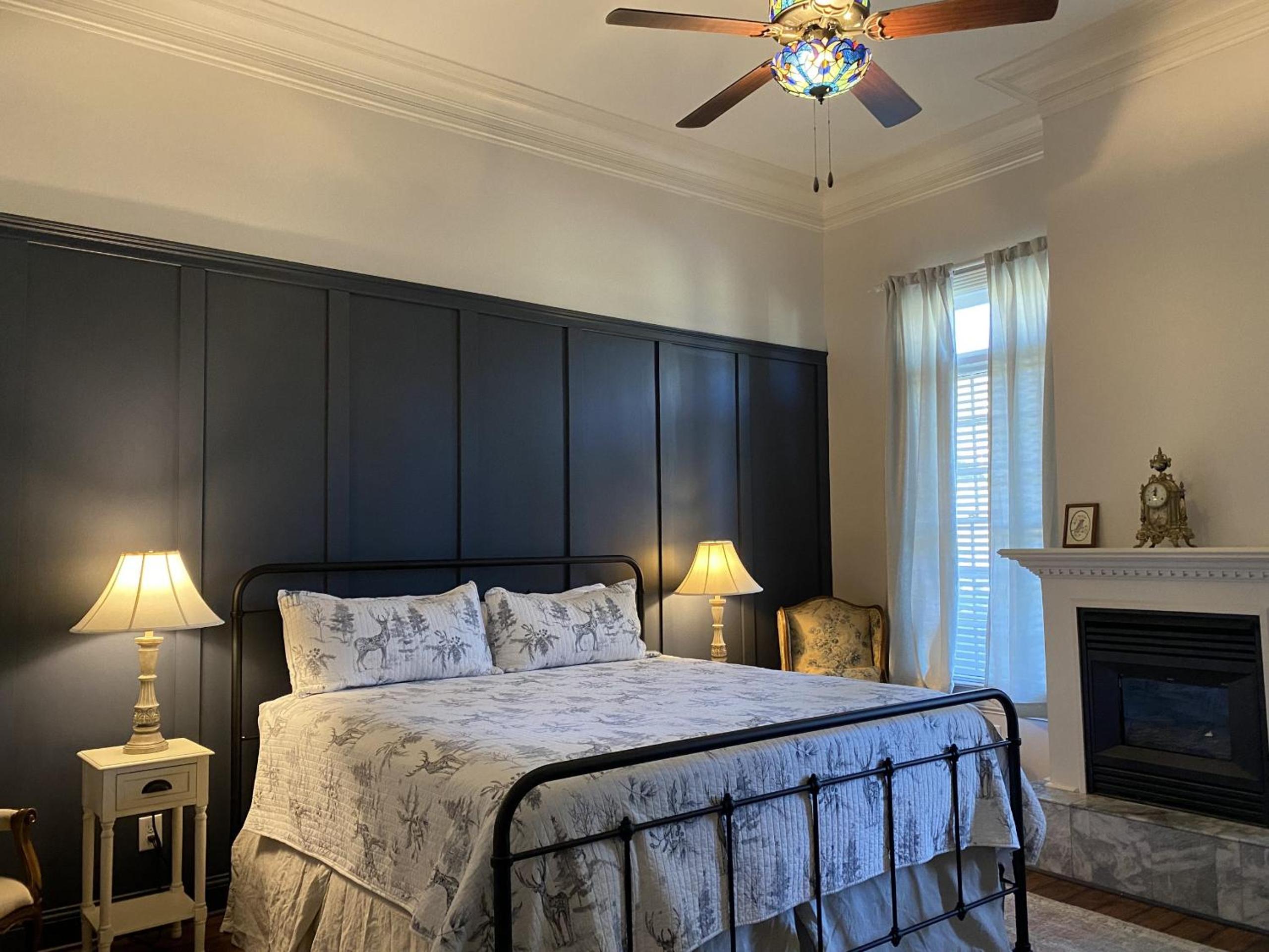 Superior King Suite