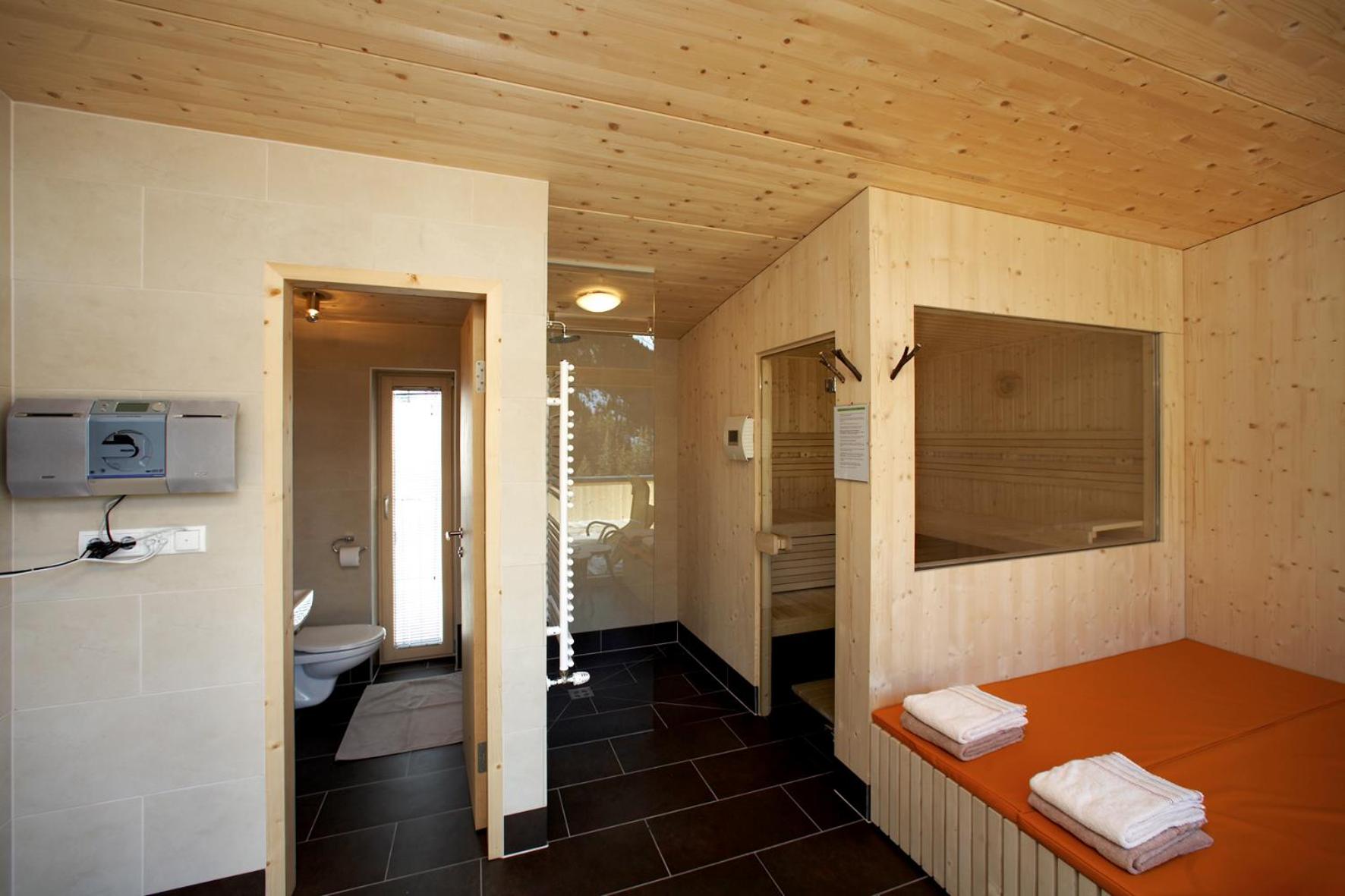 Four-Bedroom House photo 2