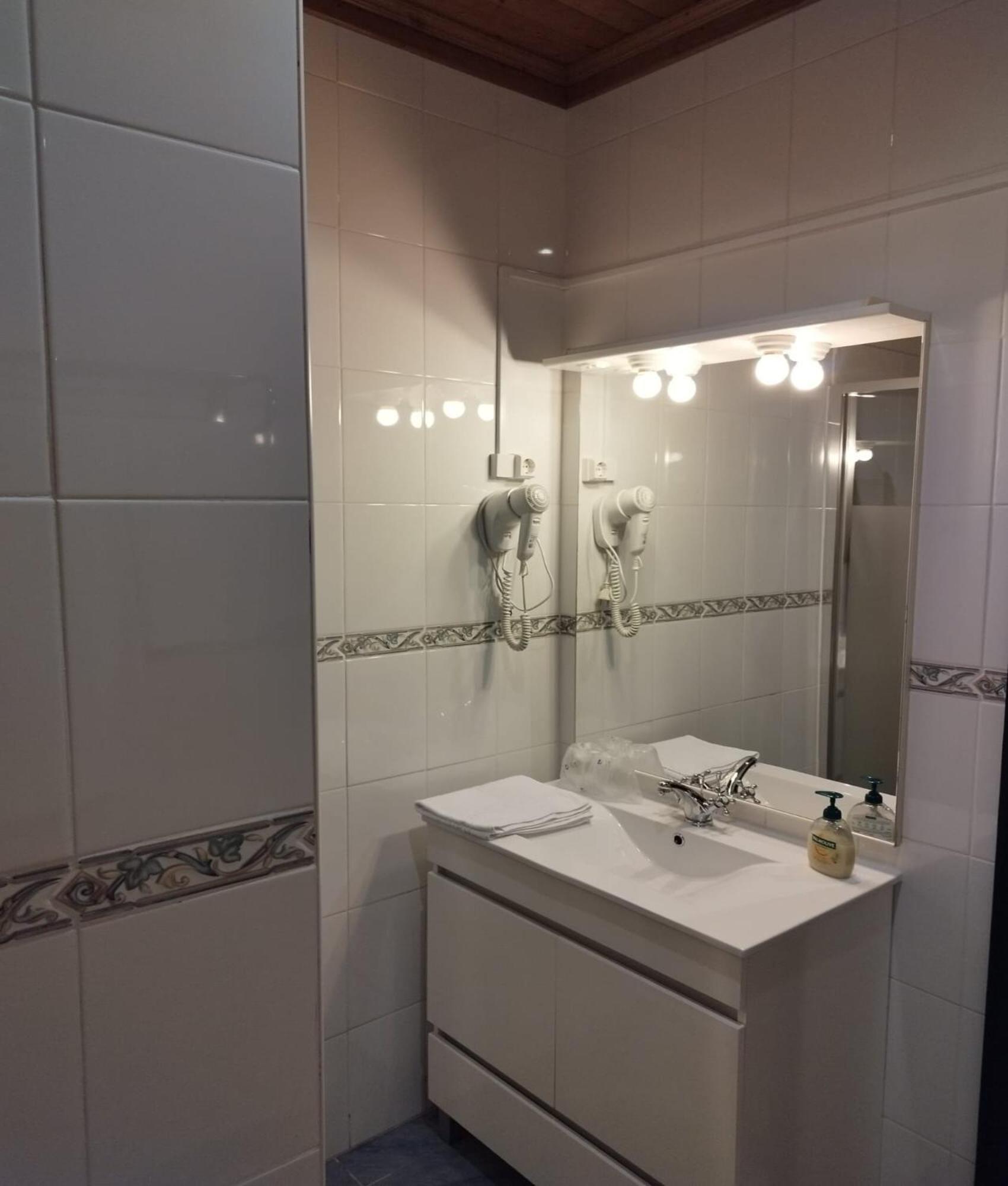 Classic Triple Room photo 3
