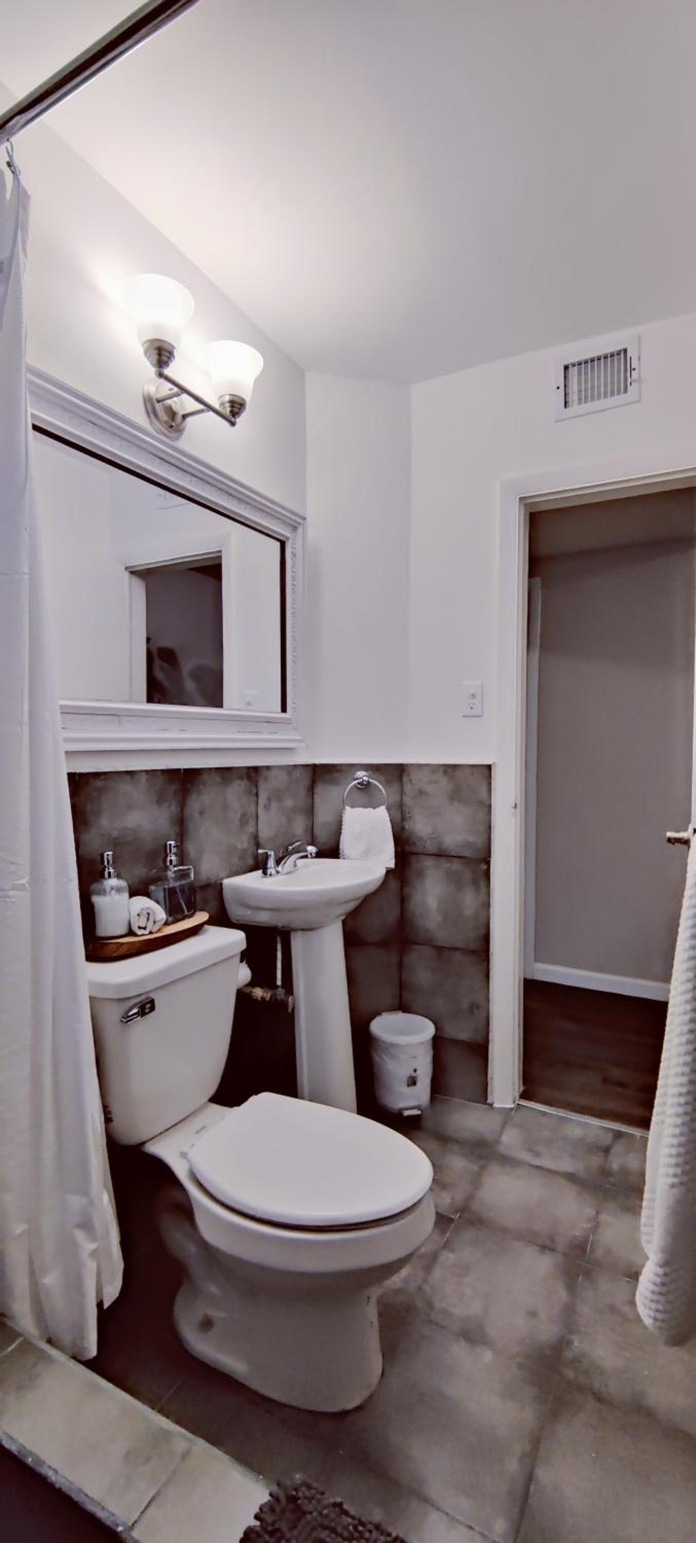 Two-Bedroom Apartment photo 3