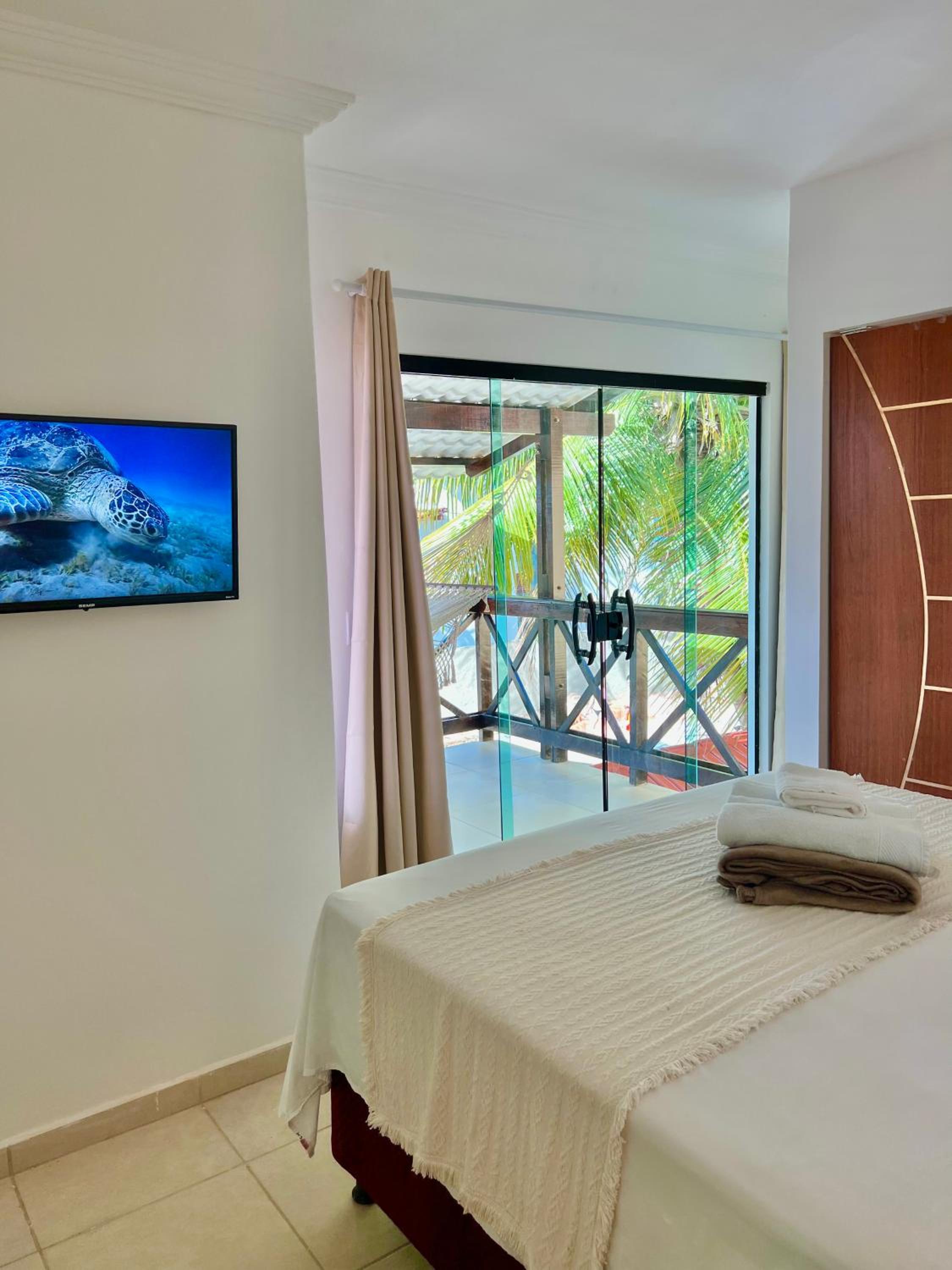 Deluxe Double Room with Balcony photo 1
