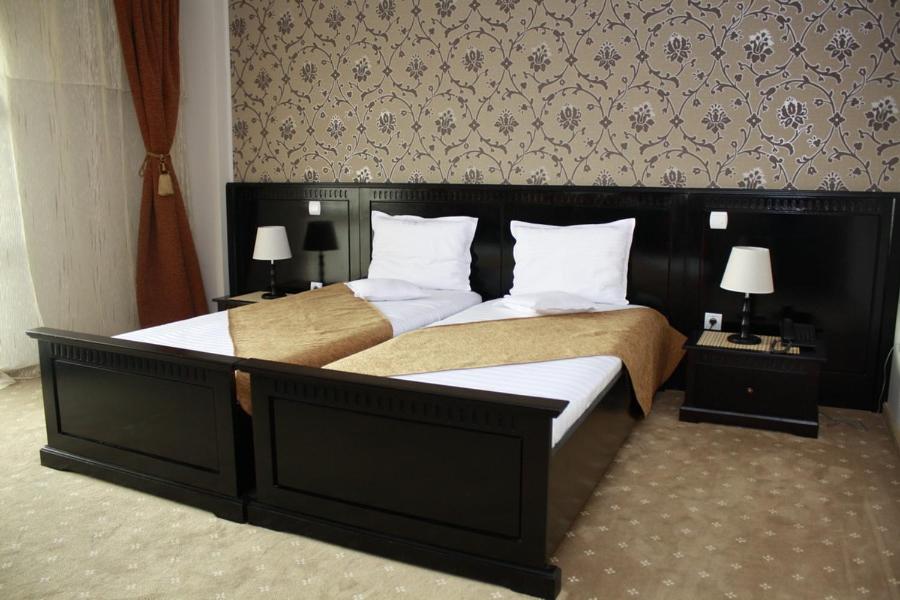 Double or Twin Room photo 2