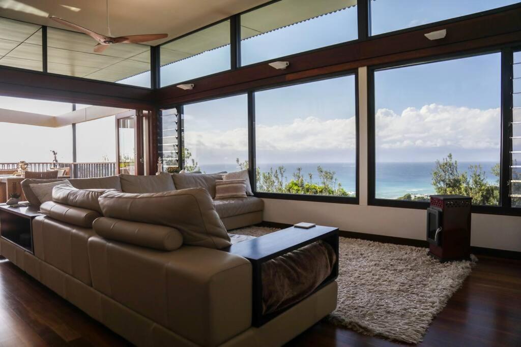 Four-Bedroom House photo 2