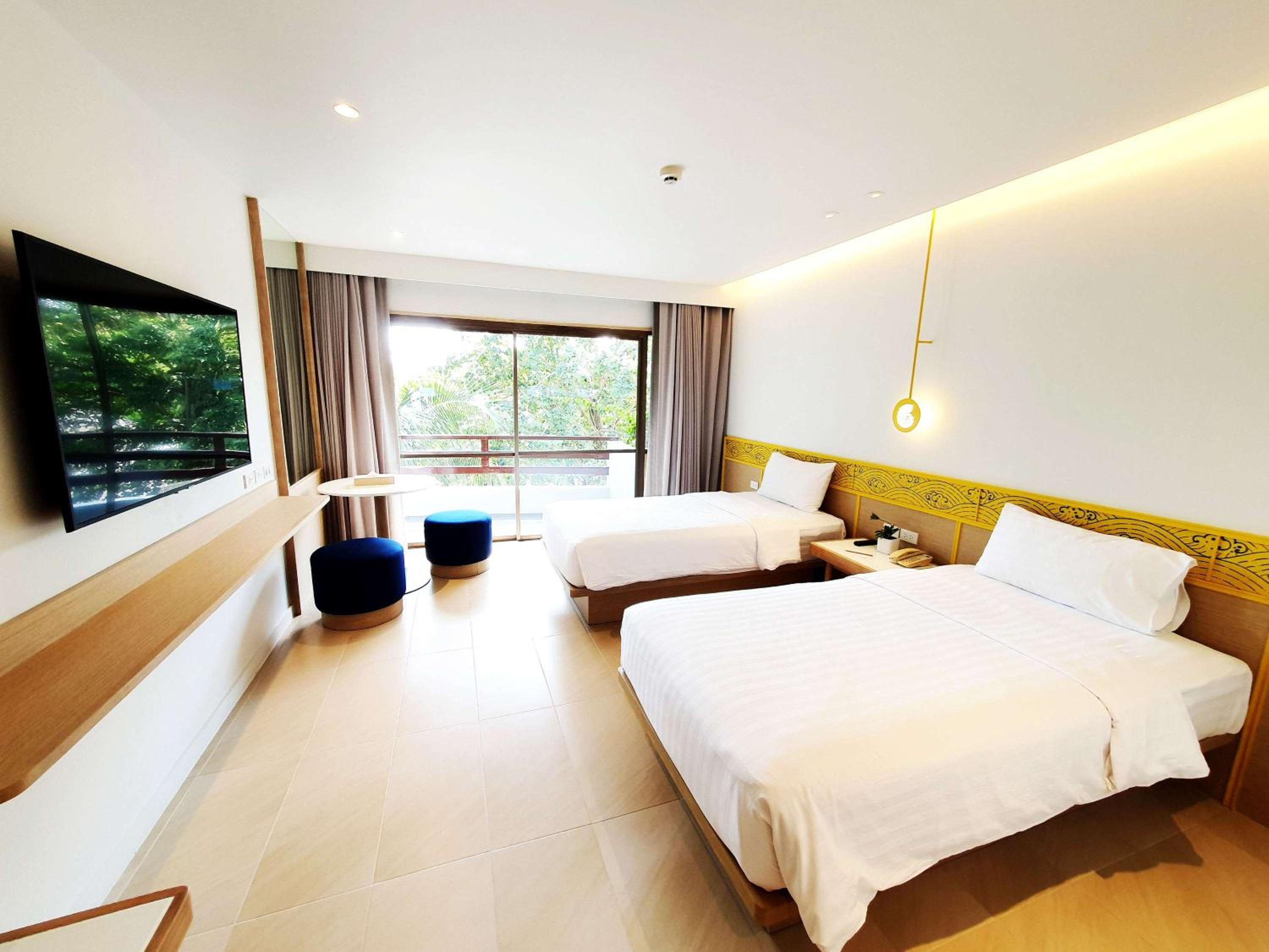 Superior Twin Room with Garden View - Photo 2