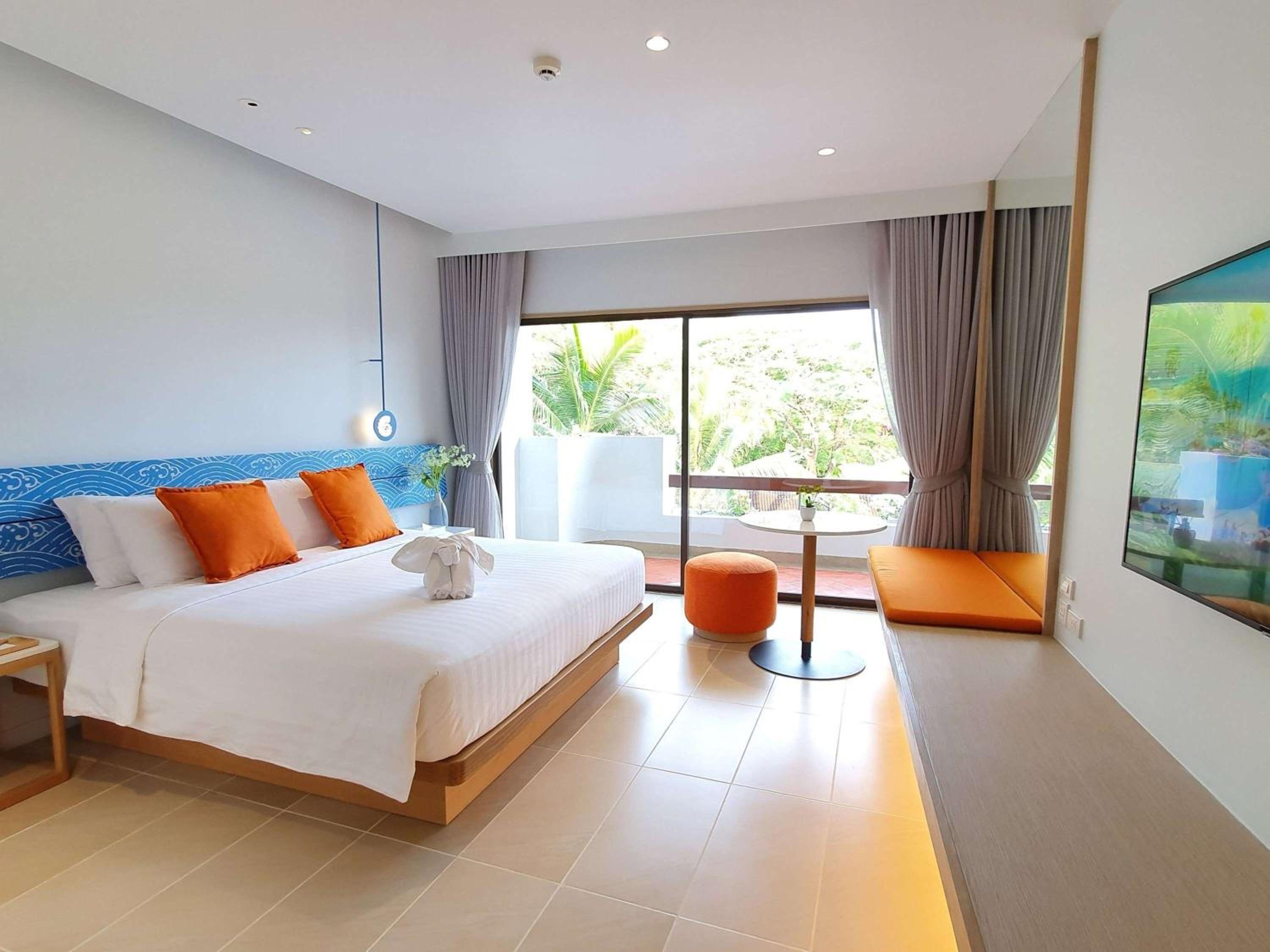 Premier King Room With Garden View - Photo 6