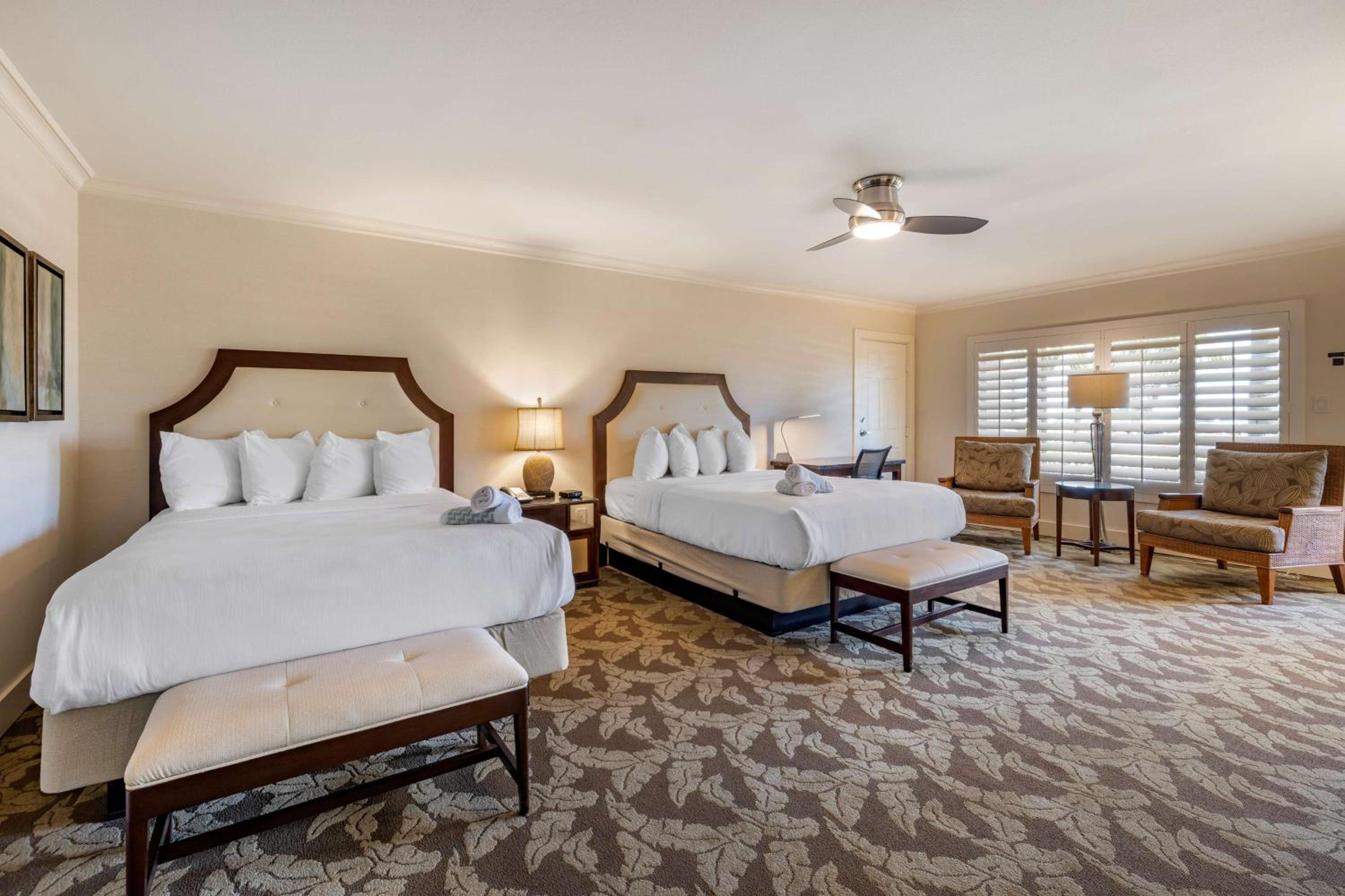 Studio Suite with Two Queen Beds and Water View - Non-Smoking - Photo 2