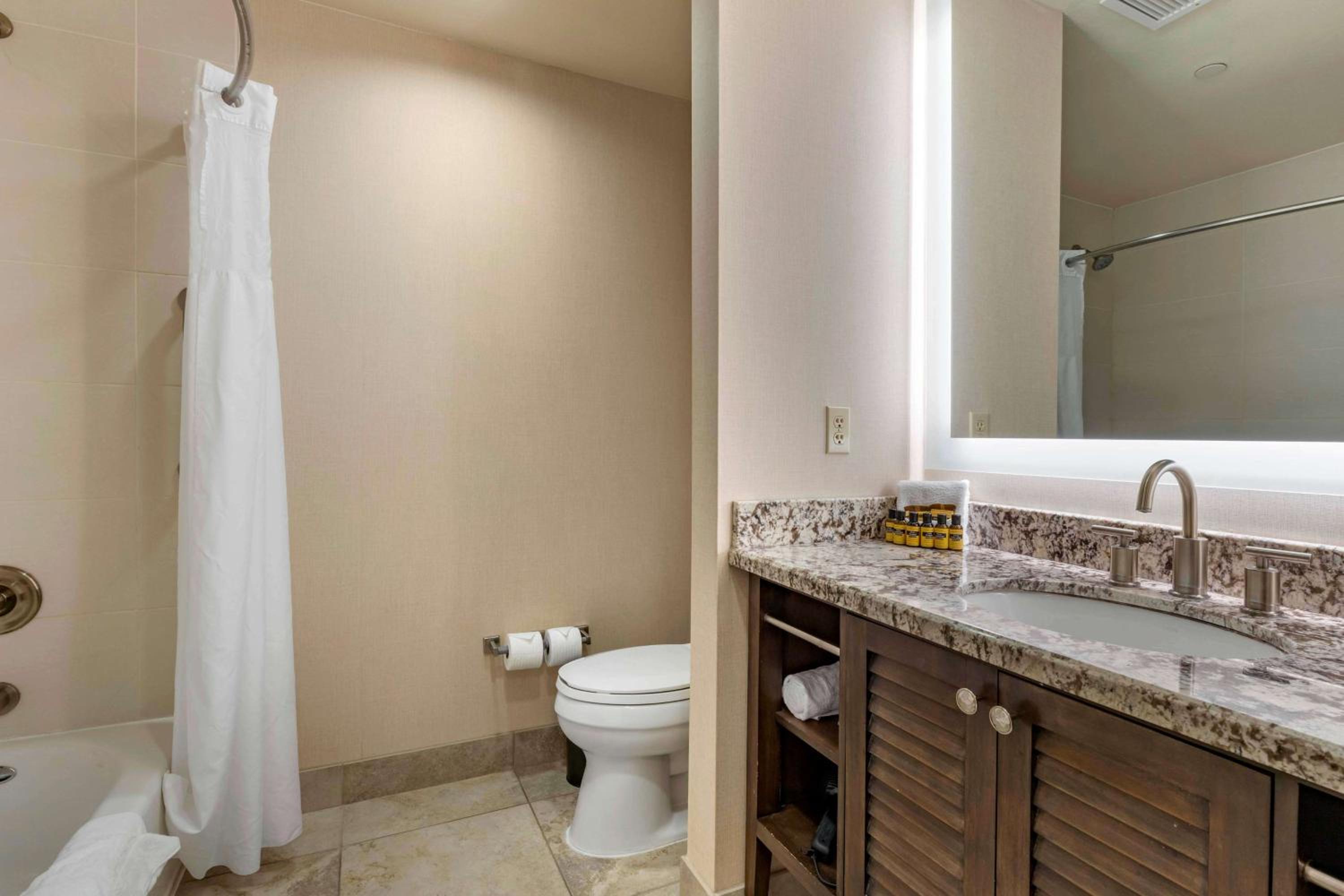 Queen Room with Two Queen Beds with Water View - Photo 2