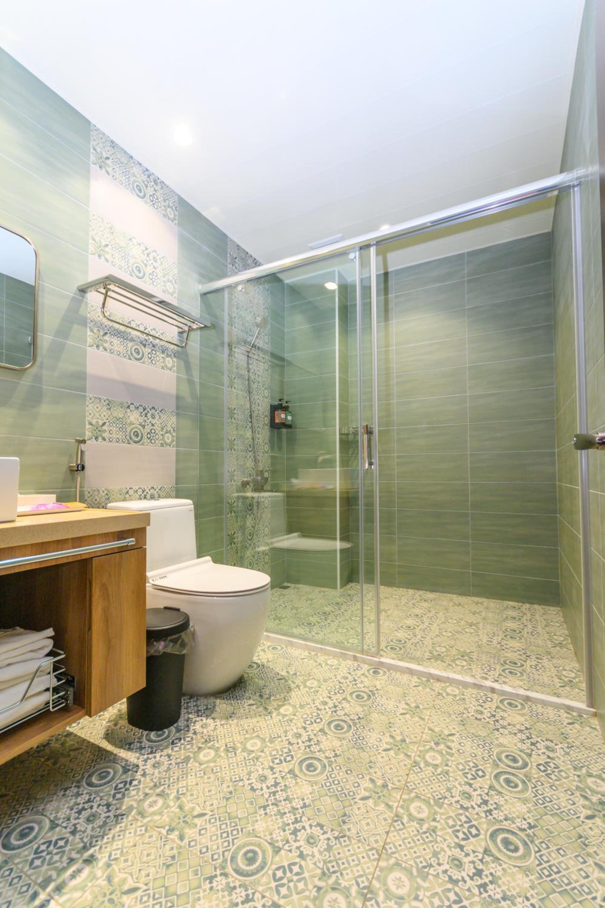 Quadruple Room with Shower - Photo 9