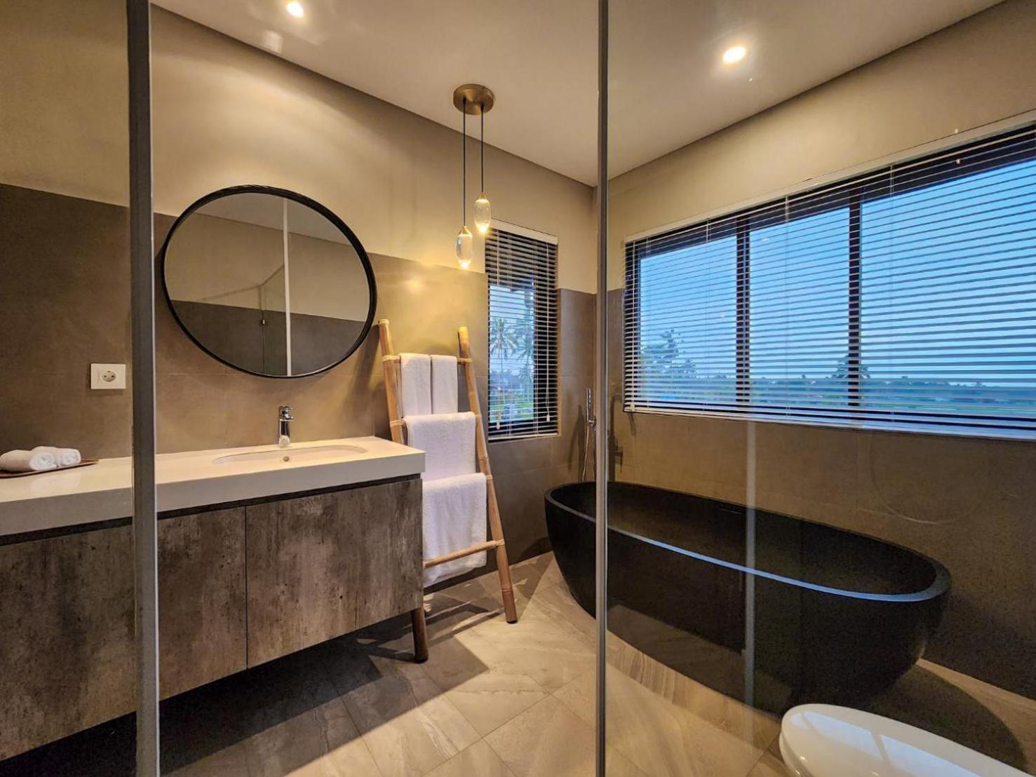Two-Bedroom Villa - Photo 10