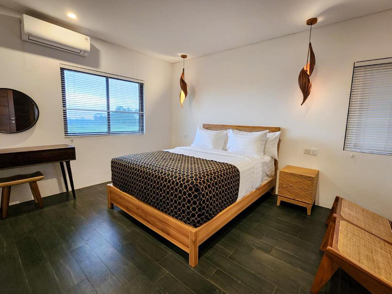 Two-Bedroom Villa - Photo 11