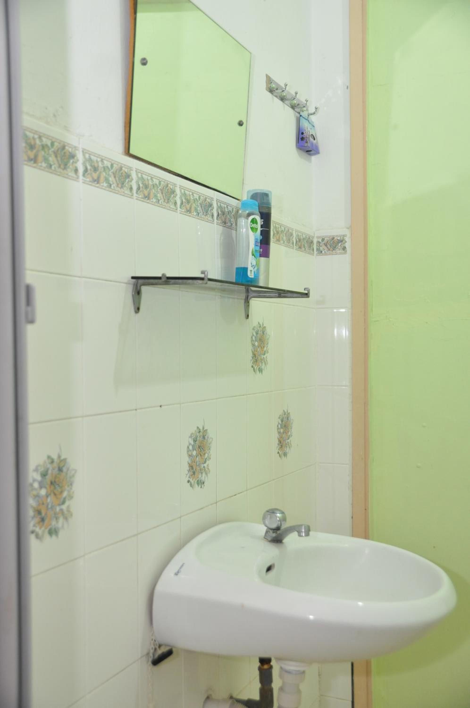 Double Room with Balcony (3 Adults) photo 2
