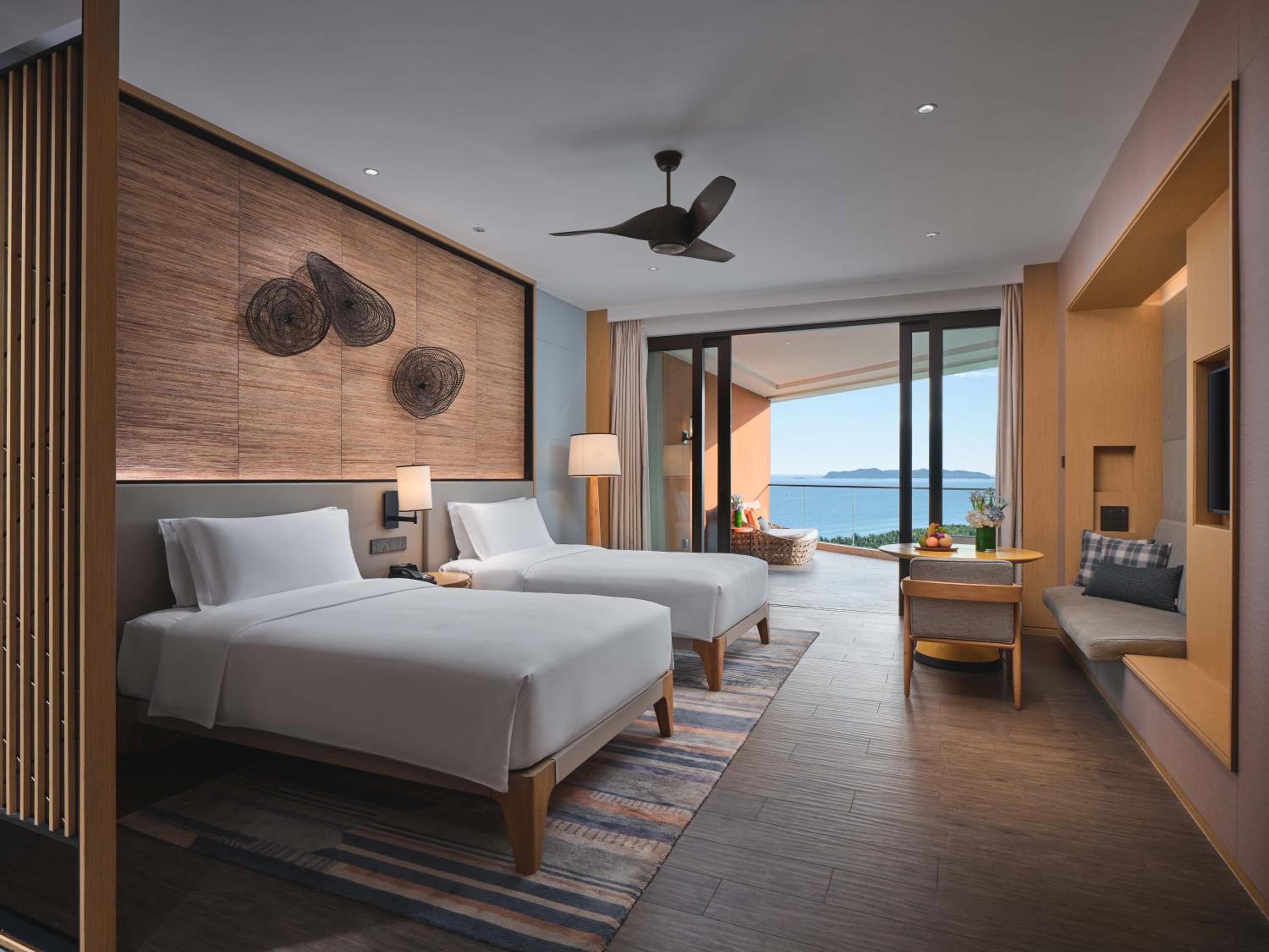 Standard Ocean View - Two Double Beds thumbnail 5