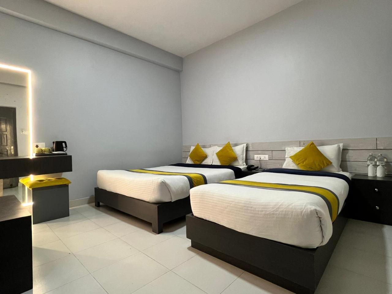Triple Room With Private Bathroom