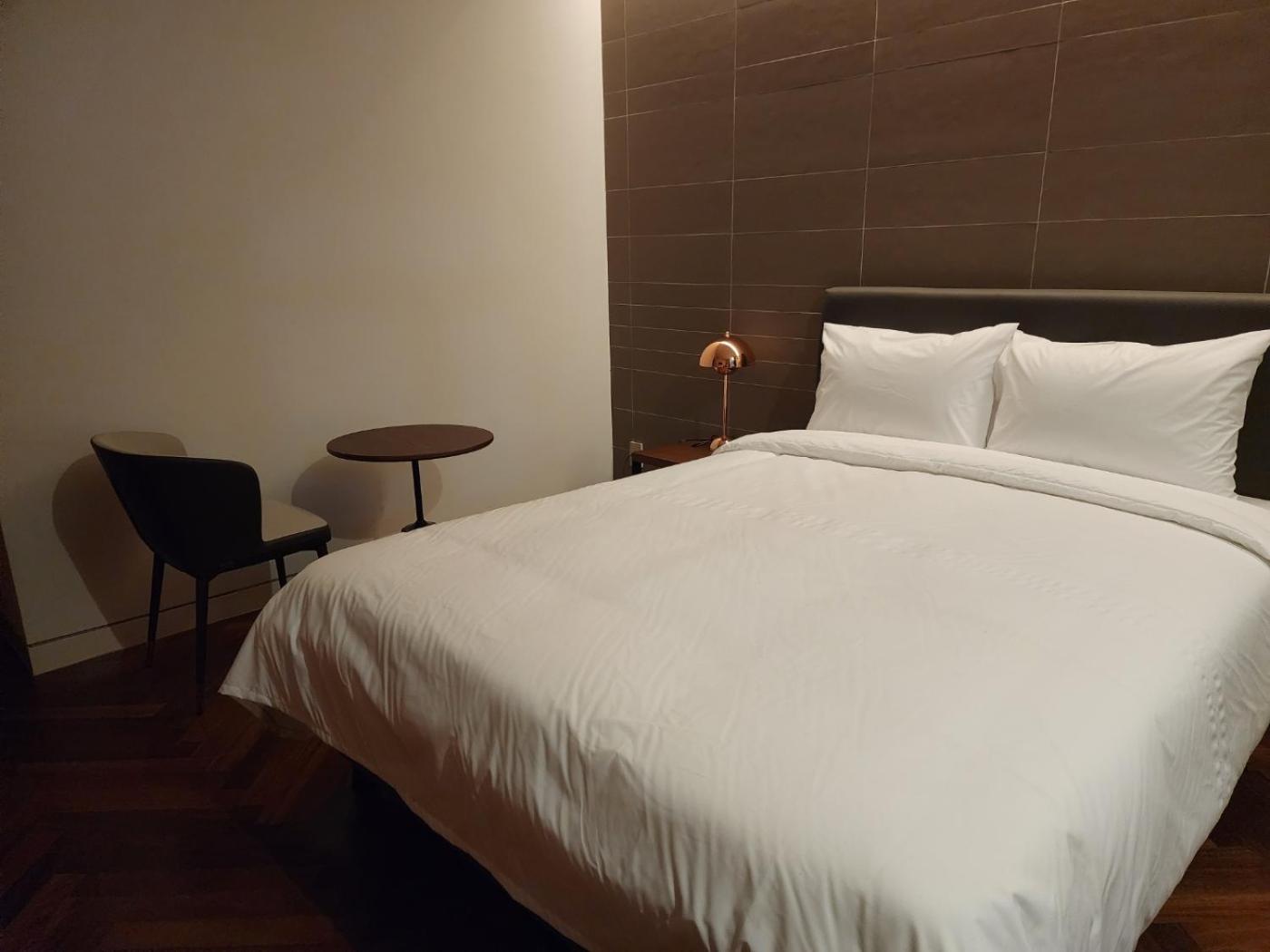 Double Room with Private Bathroom - Photo 3