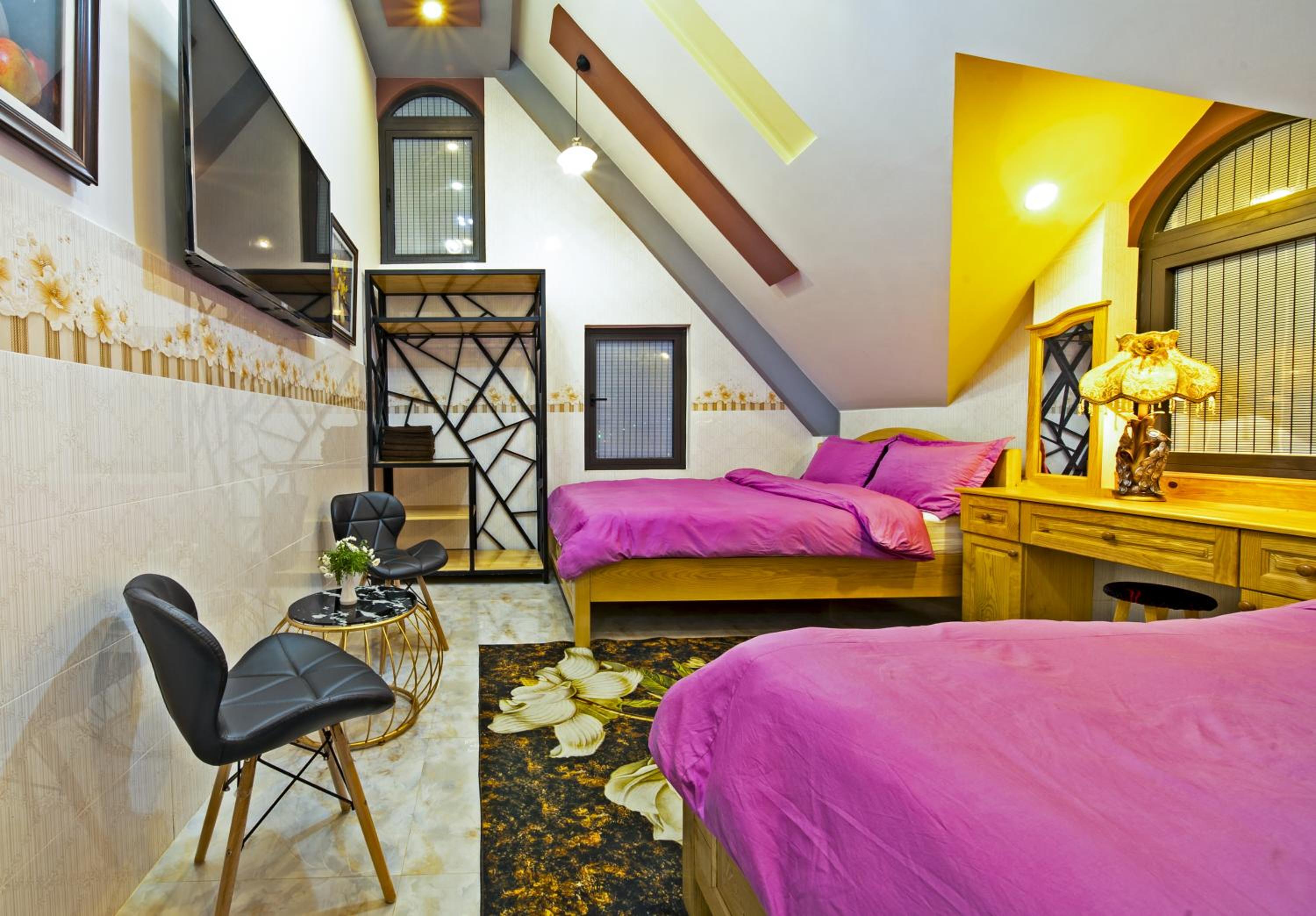 Quadruple Room with Private External Bathroom