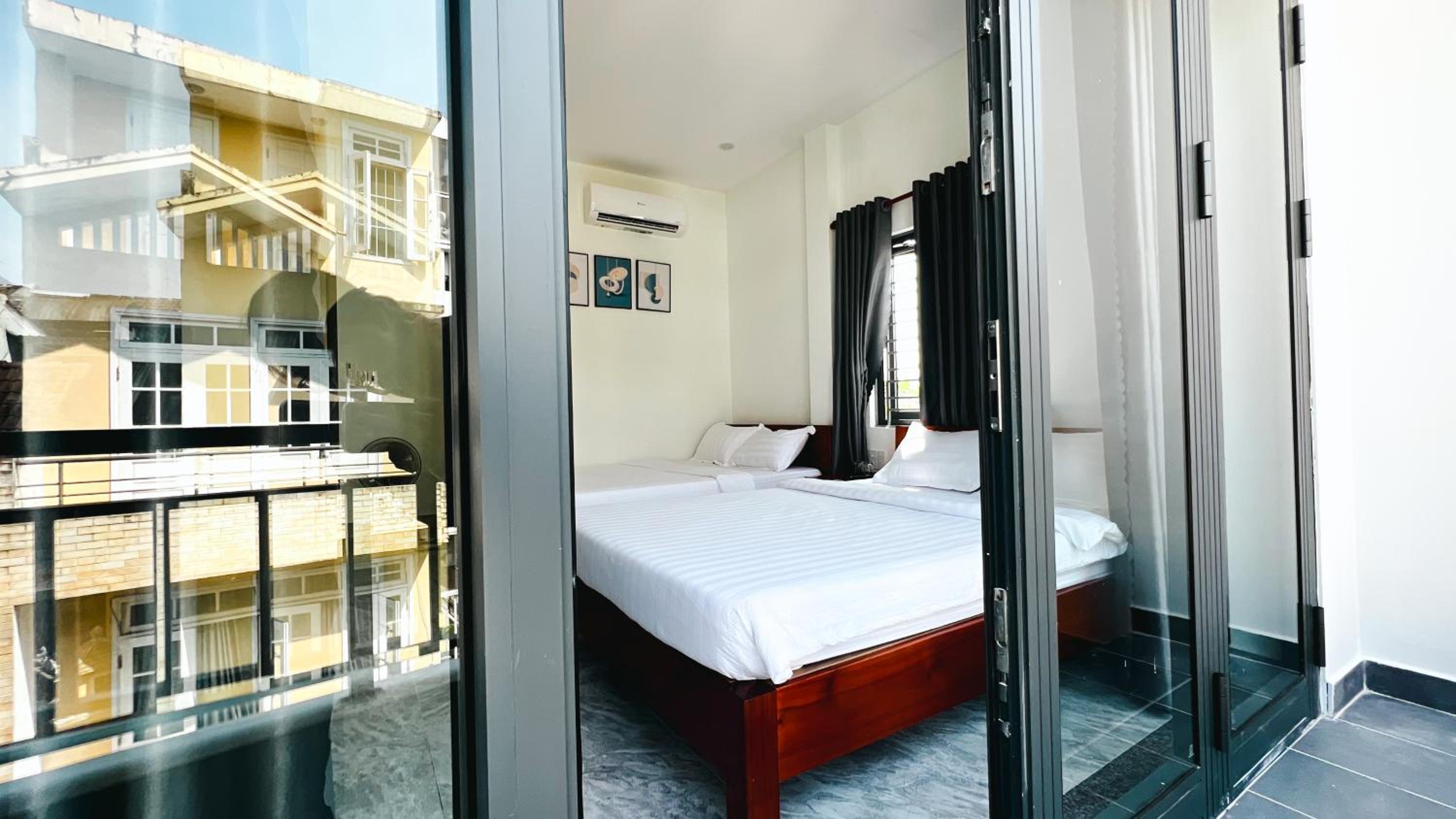 Quadruple Room with Balcony