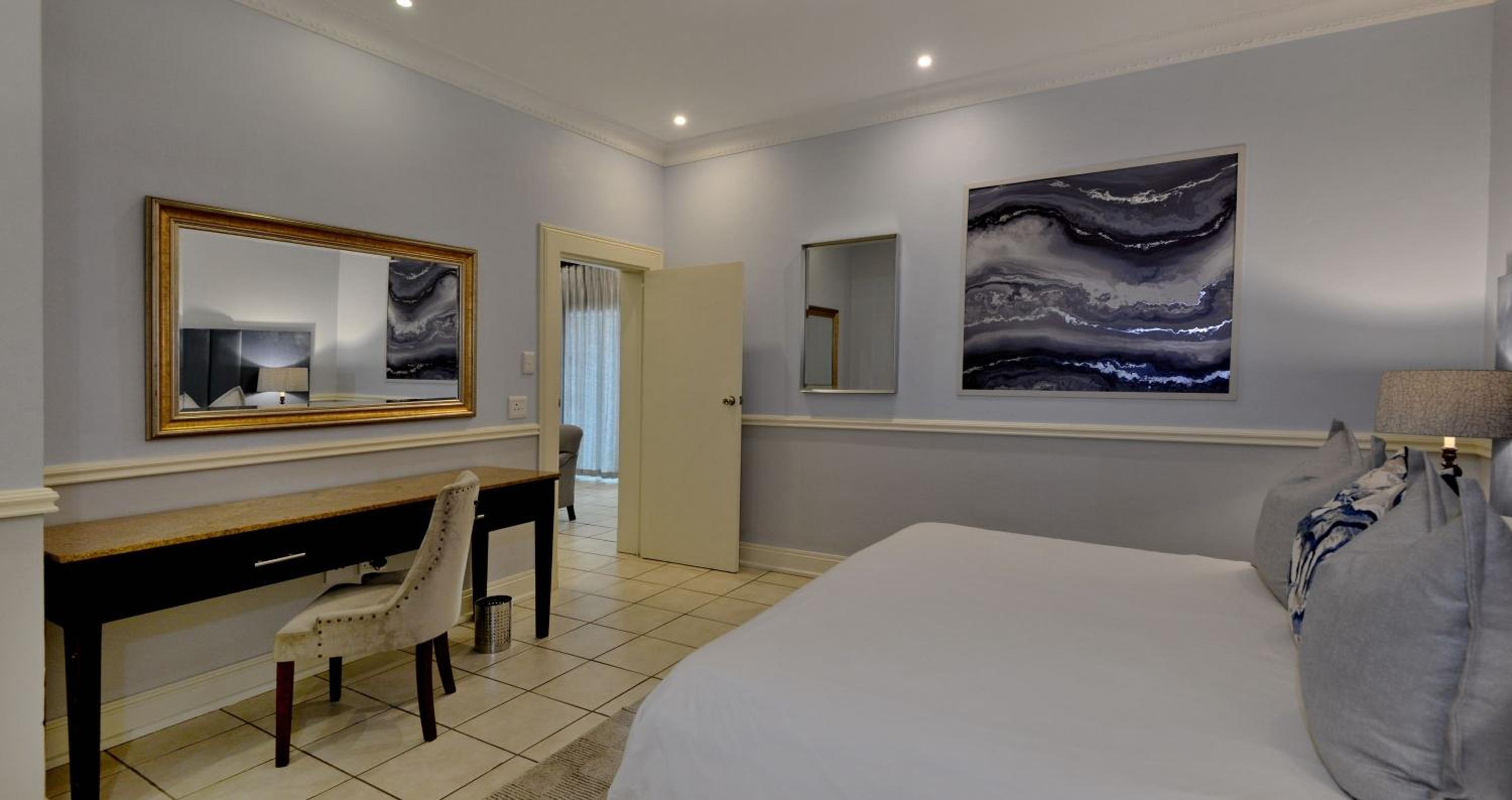 Presidential Suite photo 3