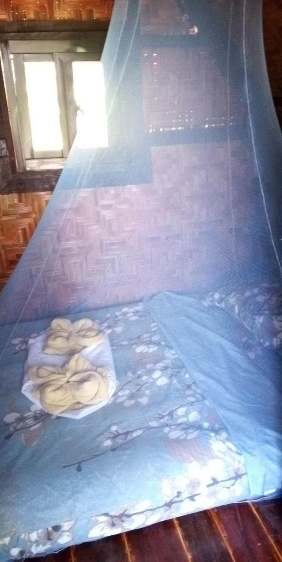 Deluxe Double Room with Balcony - Photo 8
