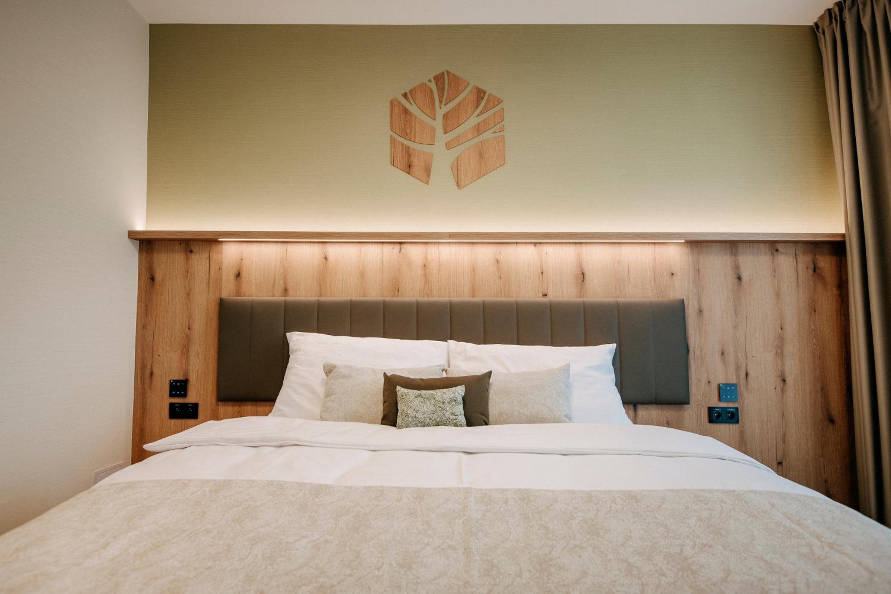 Standard Double or Twin Room - Photo 6