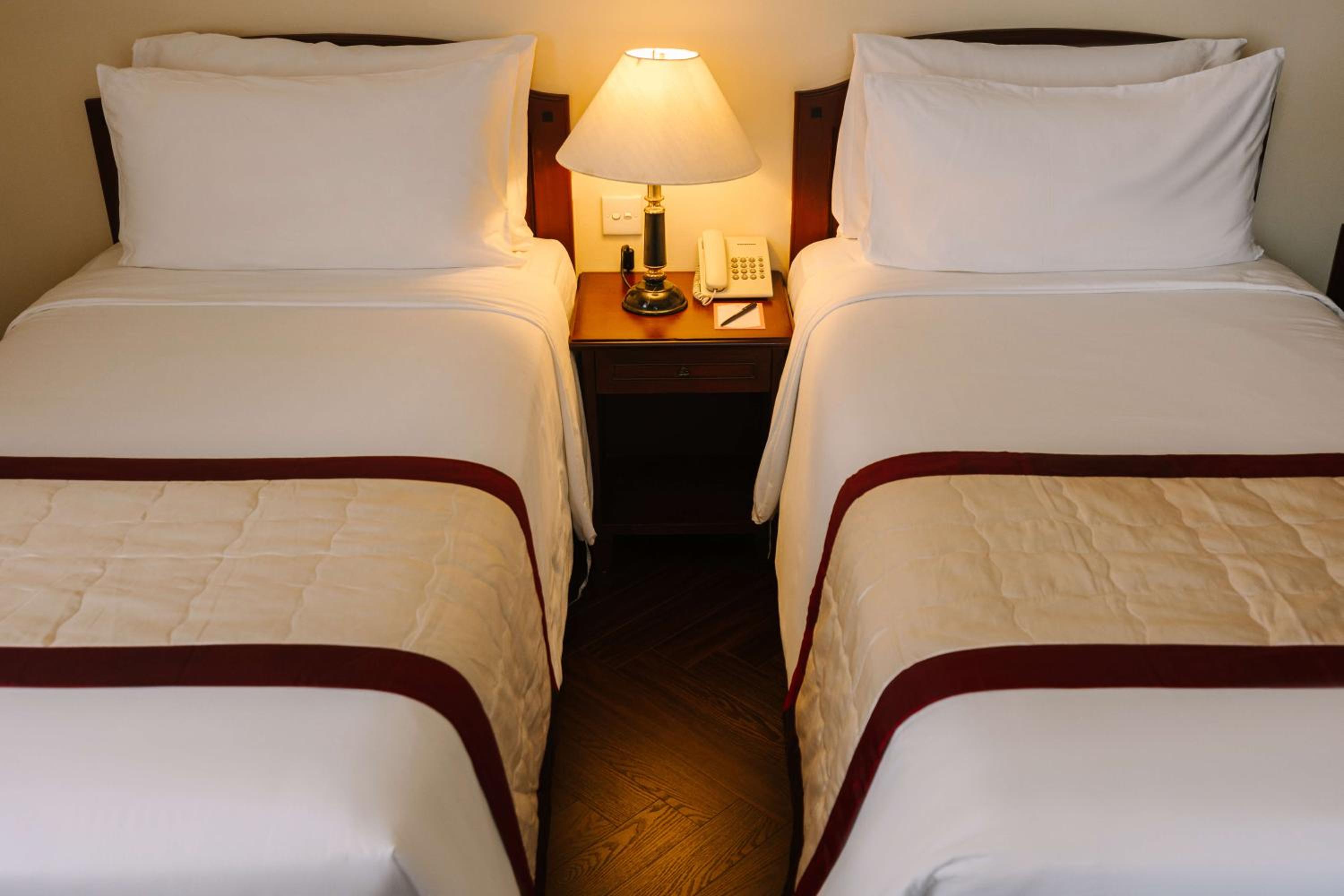 Standard Double or Twin Room - Photo 3