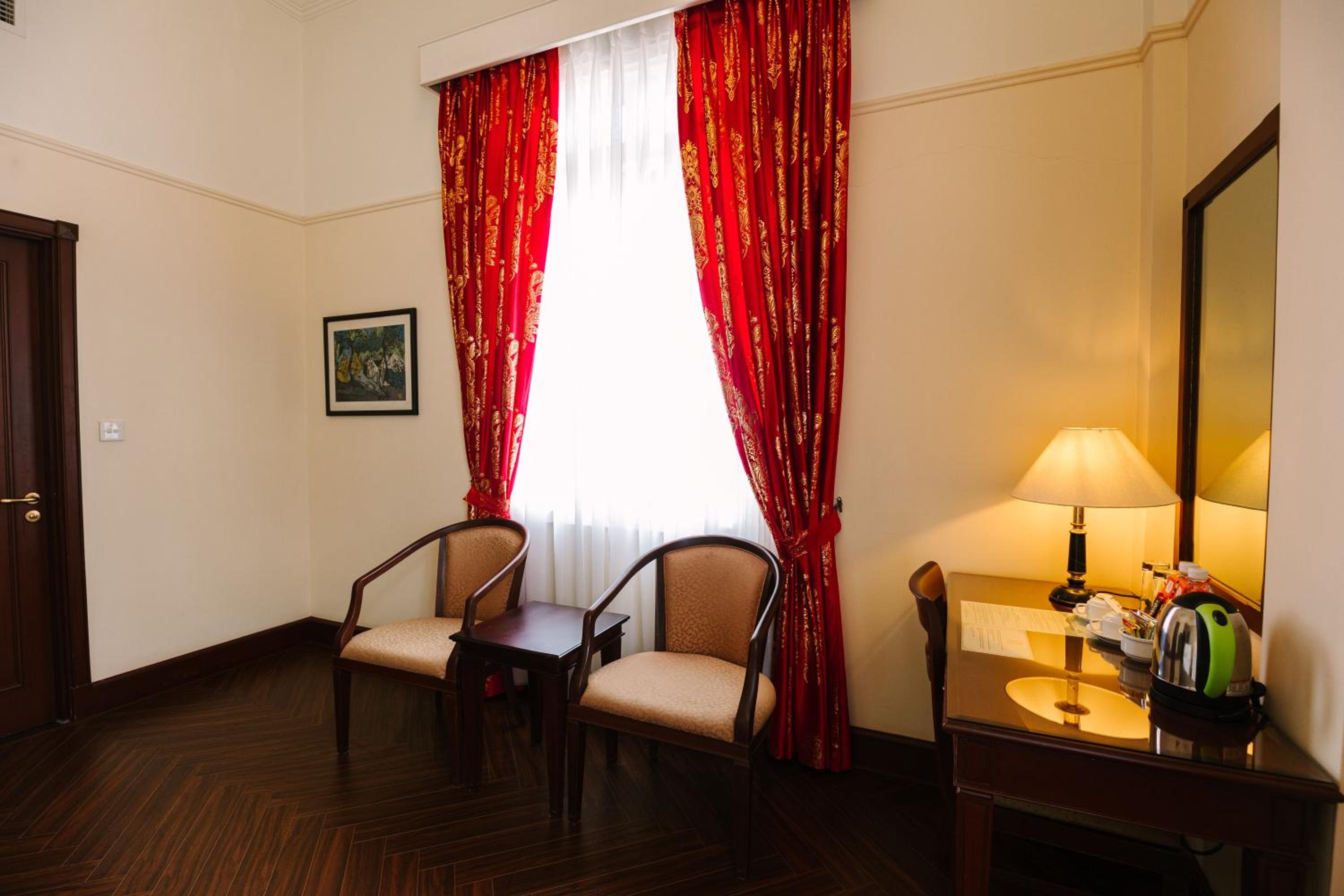 Superior Double or Twin Room - Photo 12