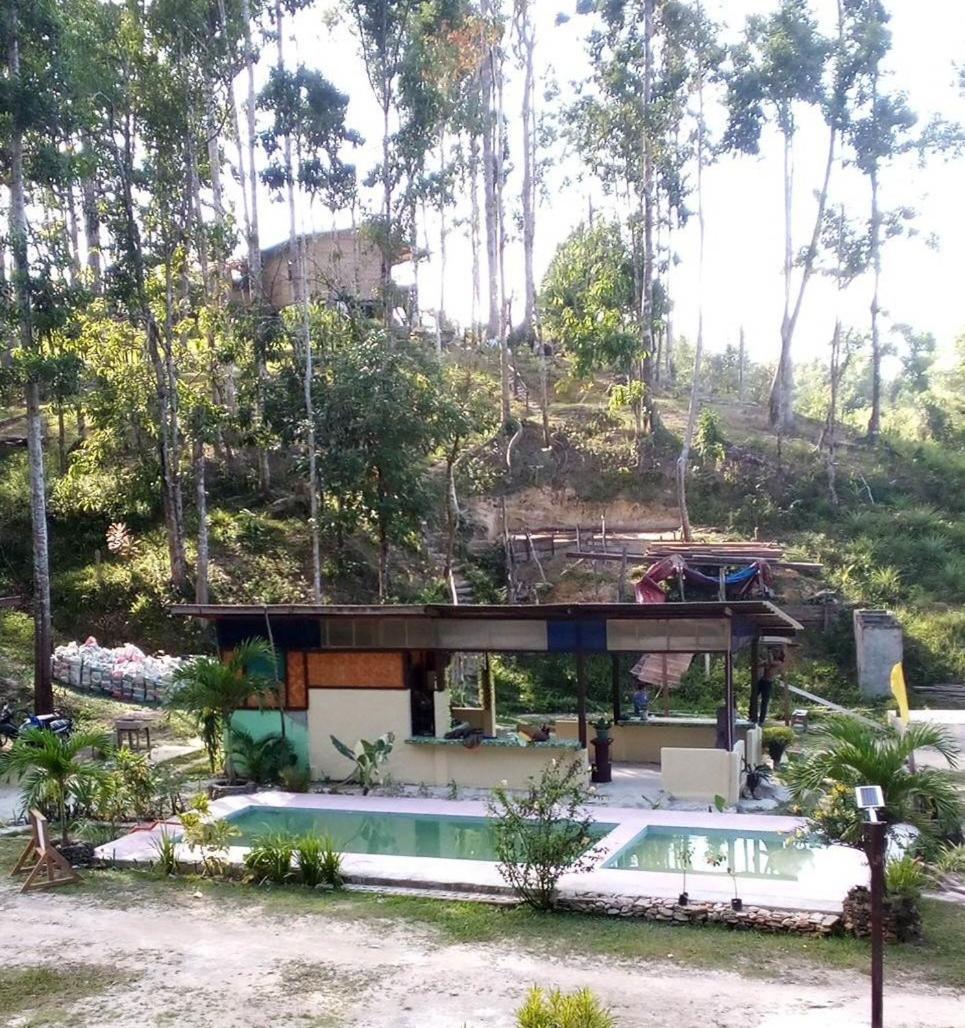 Deluxe Double Room with Balcony - Photo 14