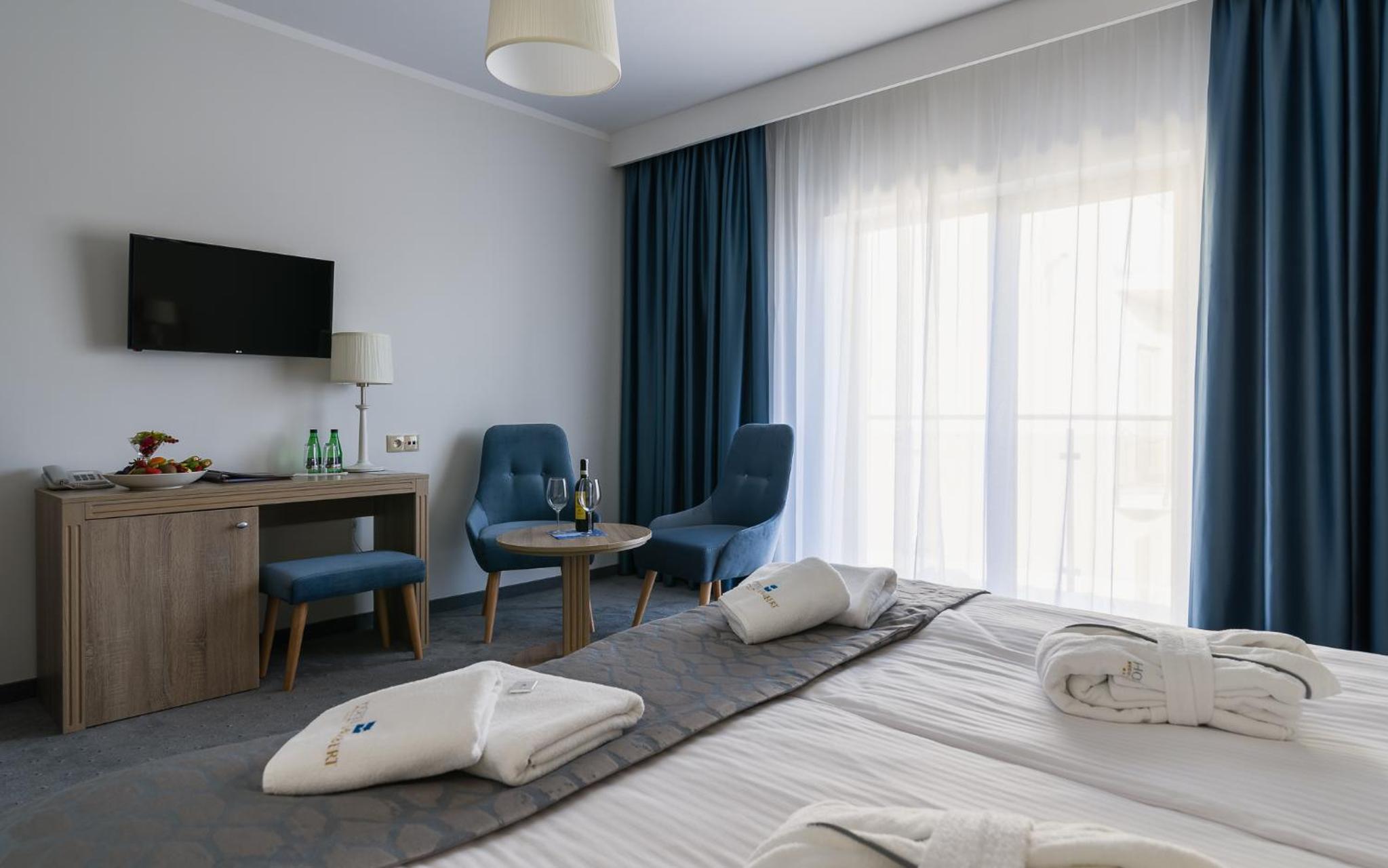Standard Double Room - Photo 1