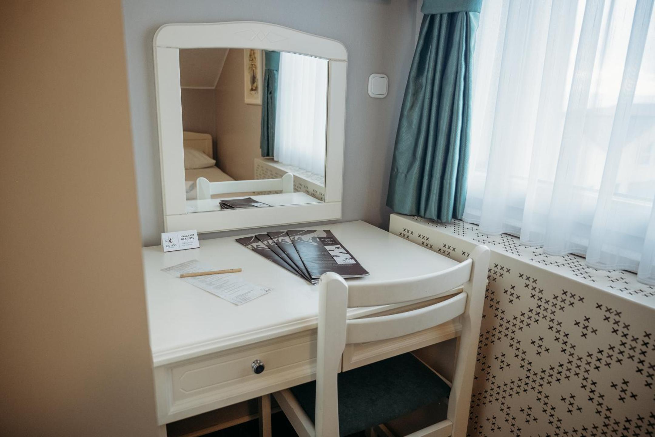 Classic Quadruple Room photo 1