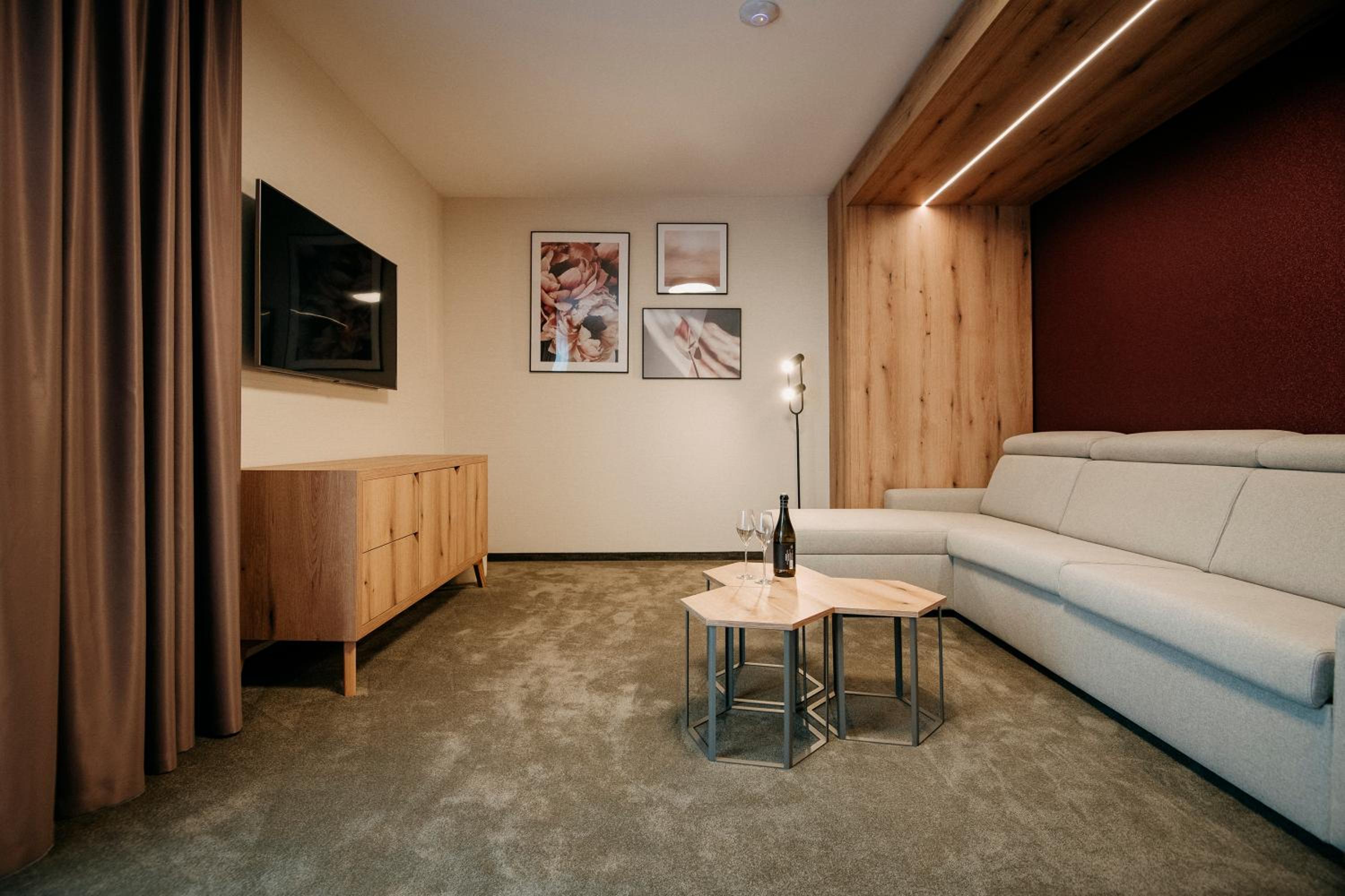 Deluxe Apartment - Photo 1