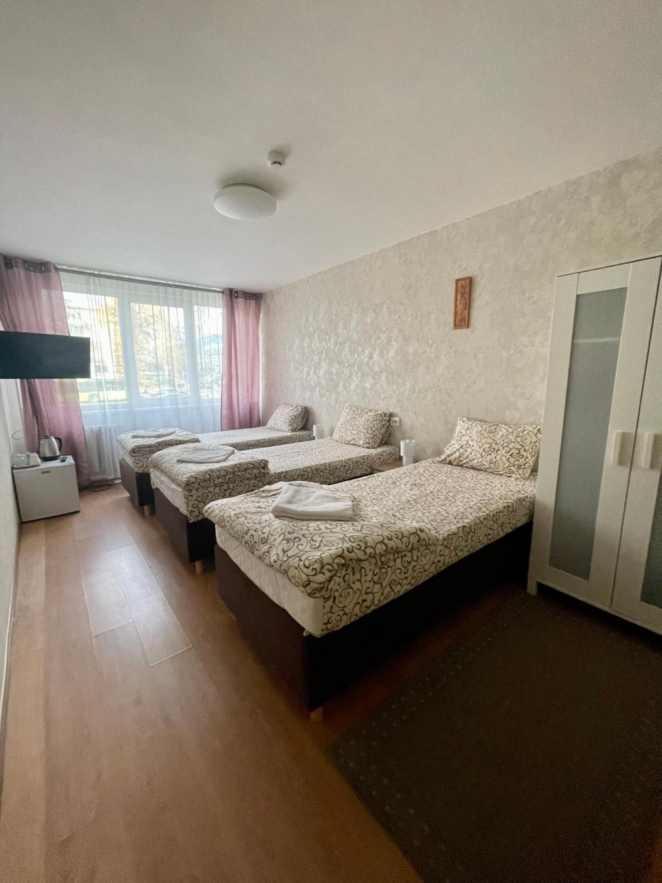 Comfort Triple Room photo 2