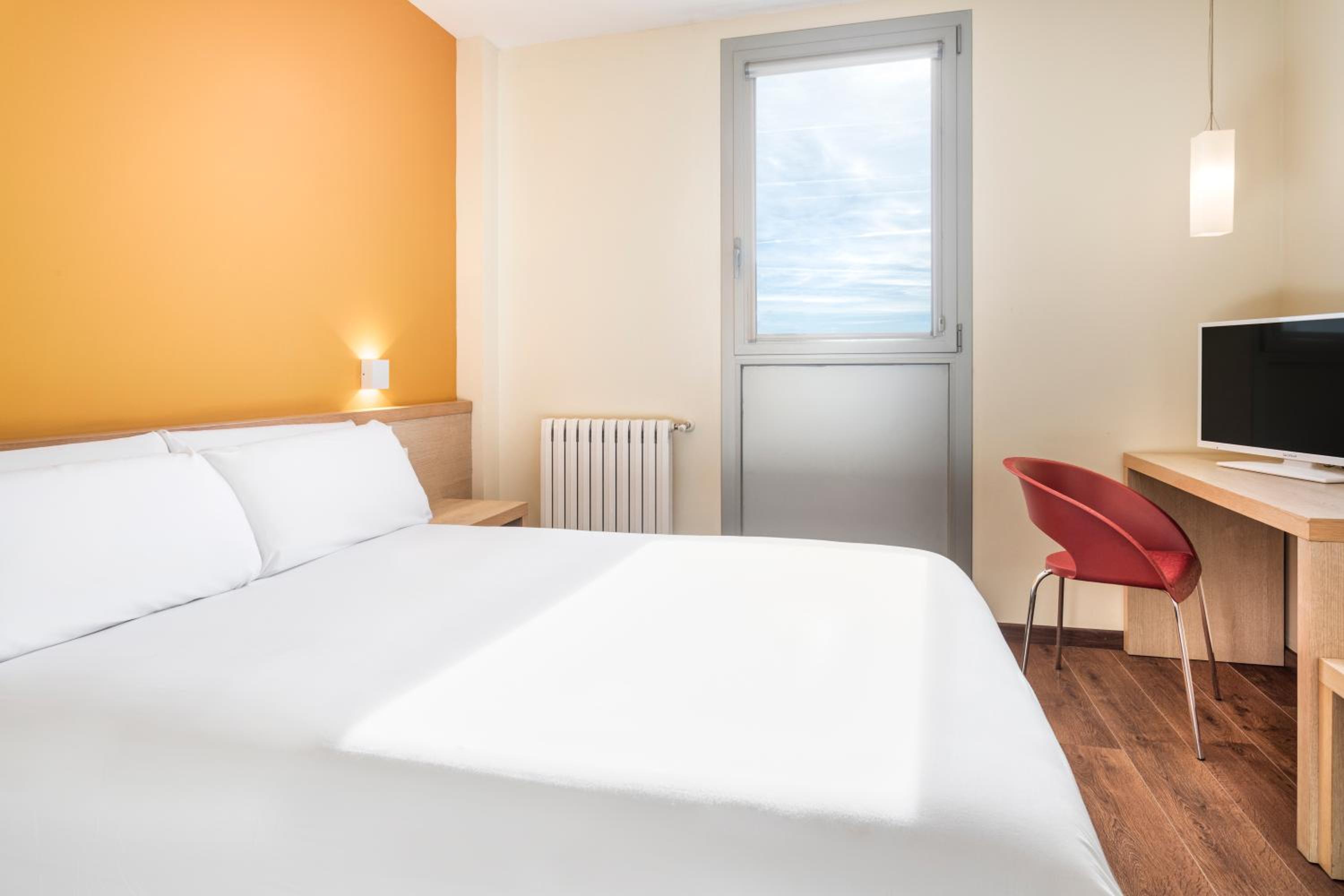 Double Room - Photo 4