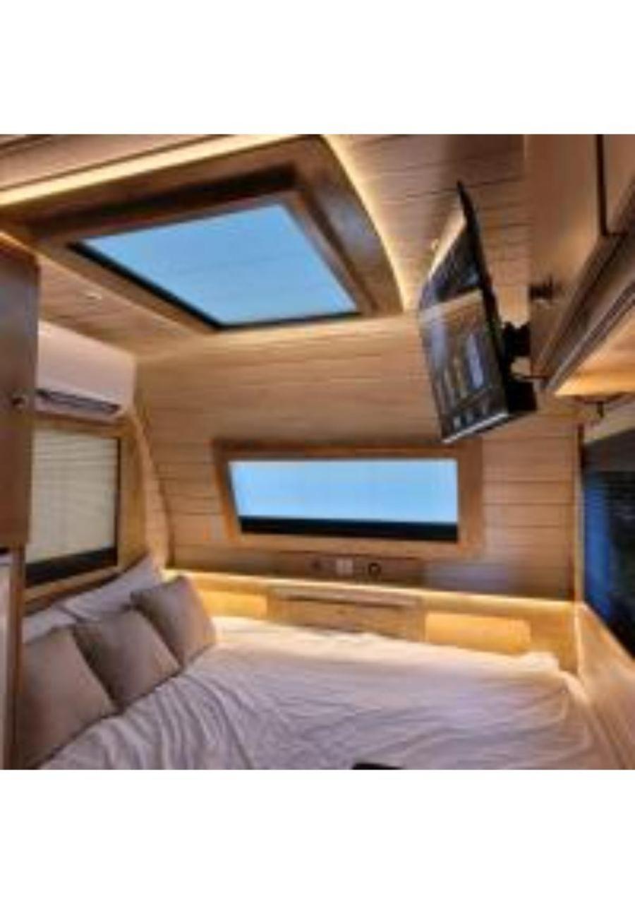 Caravan photo 1