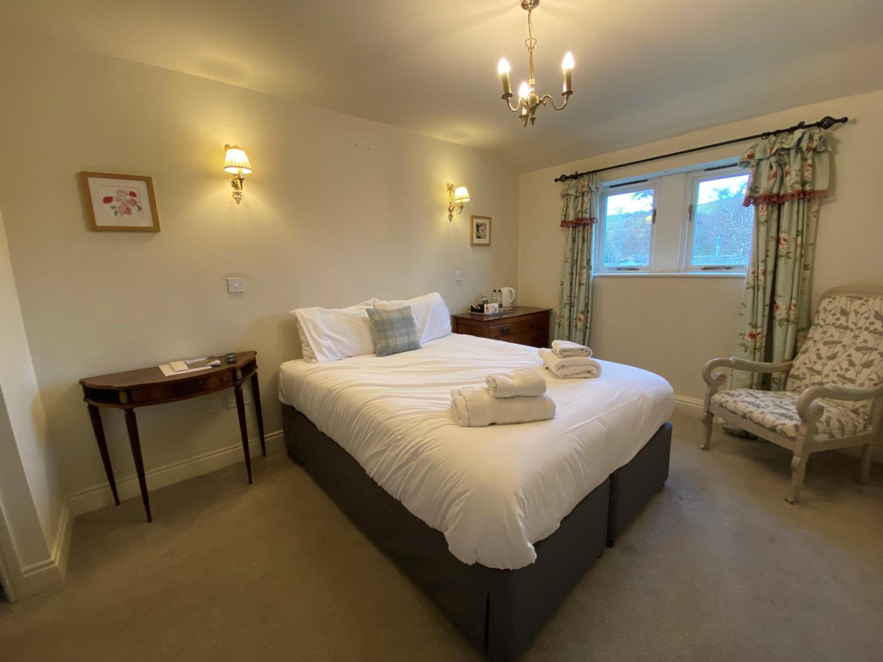 Classic Double Room - Photo 5