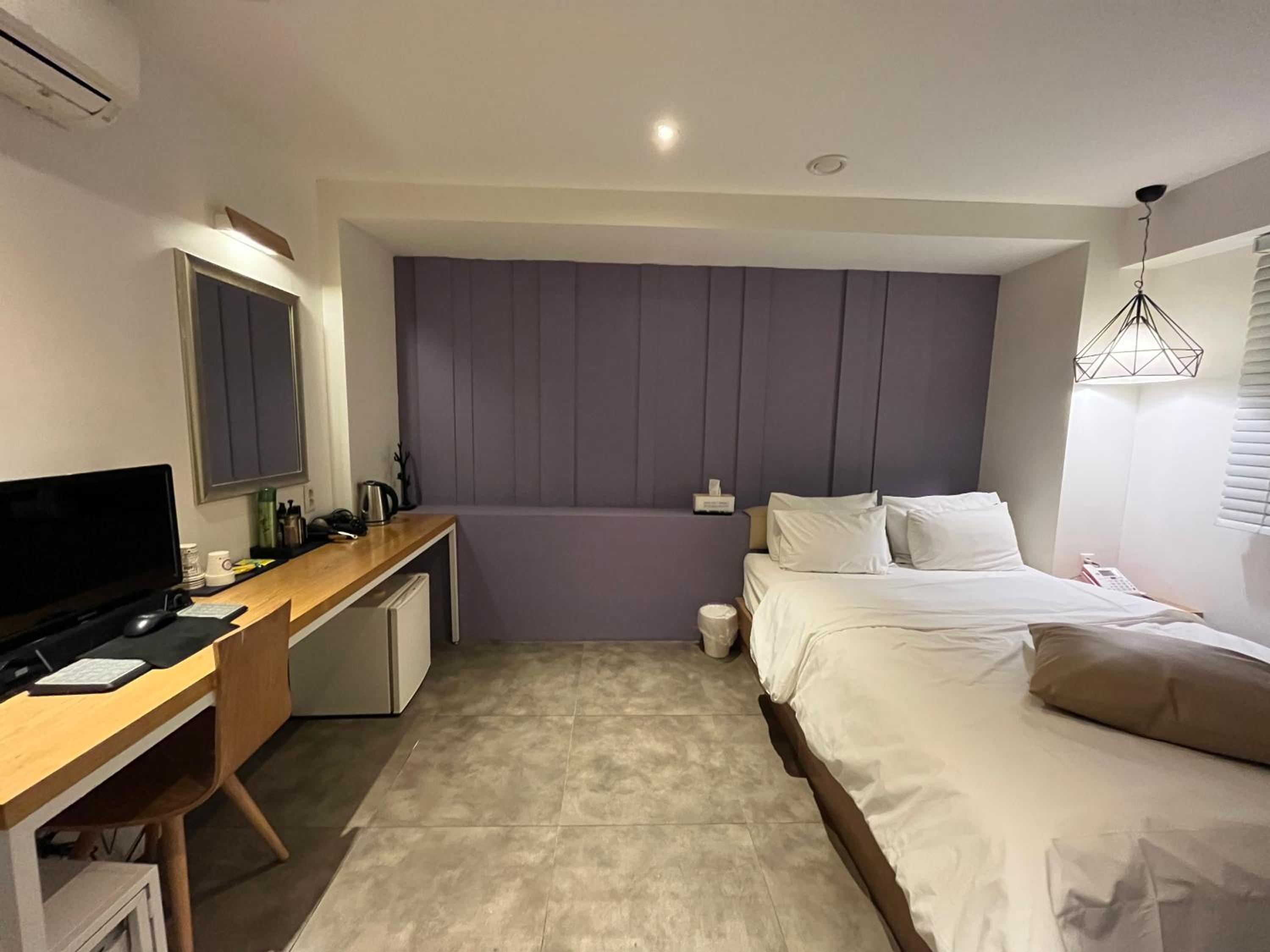 Standard Double Room - Photo 4