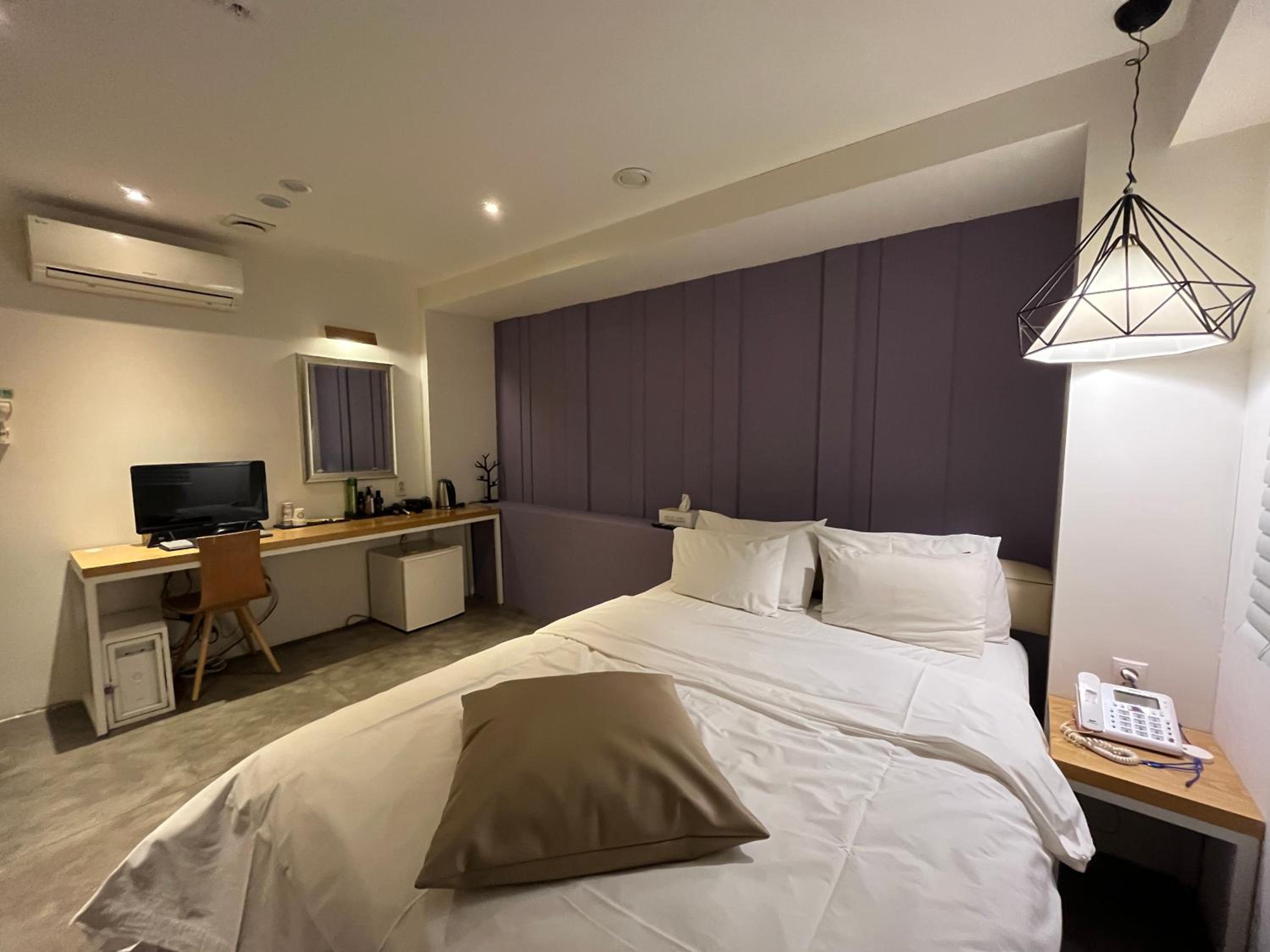 Standard Double Room - Photo 3