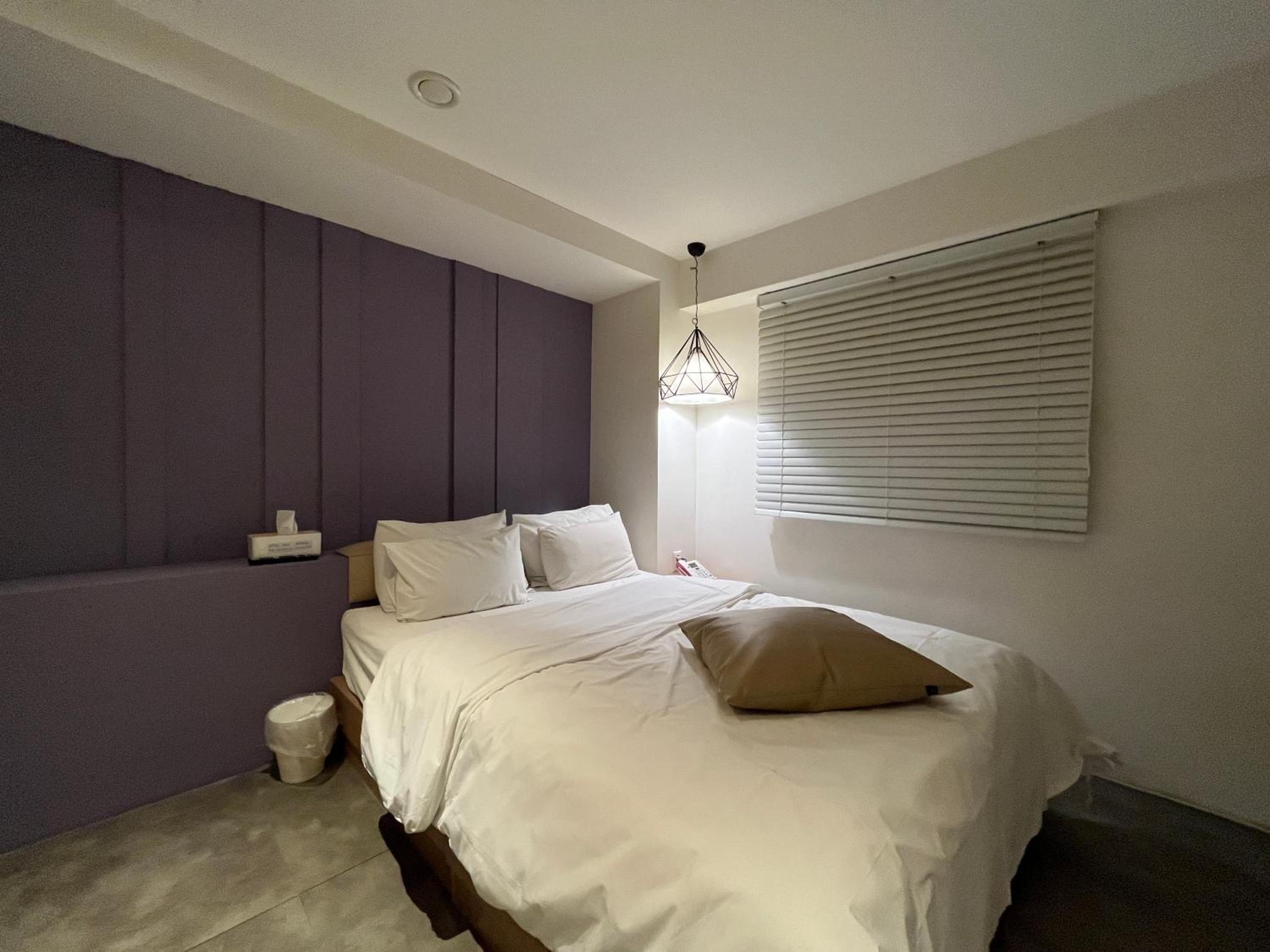 Standard Double Room - Photo 8