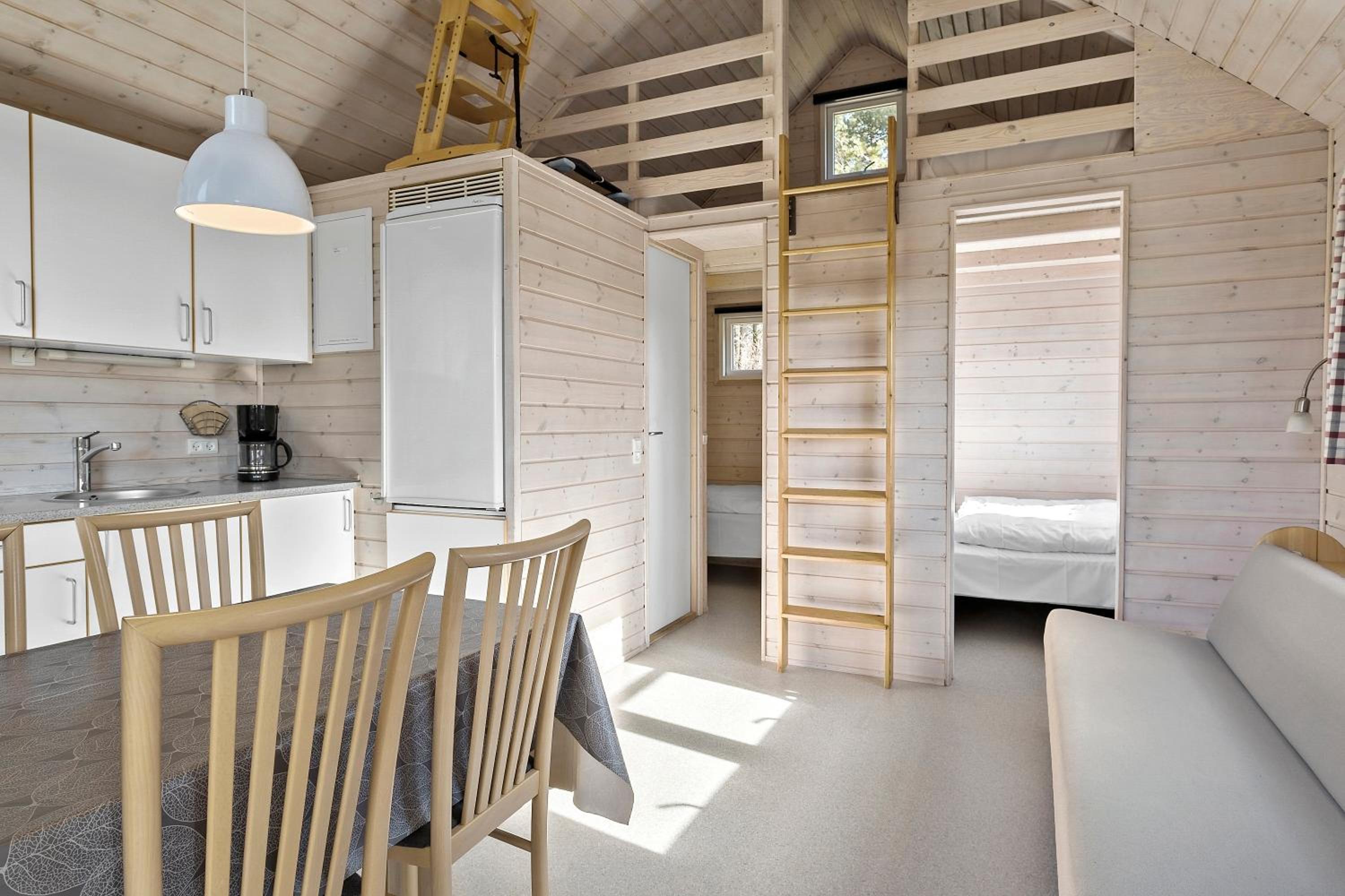 Cottage with 2 bedrooms and 1 loft and private bathroom - Photo 4