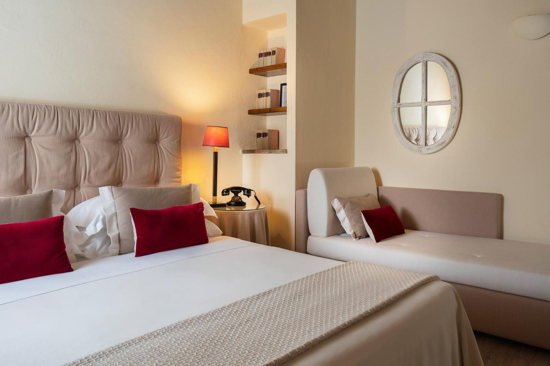 Superior Room - Photo 10