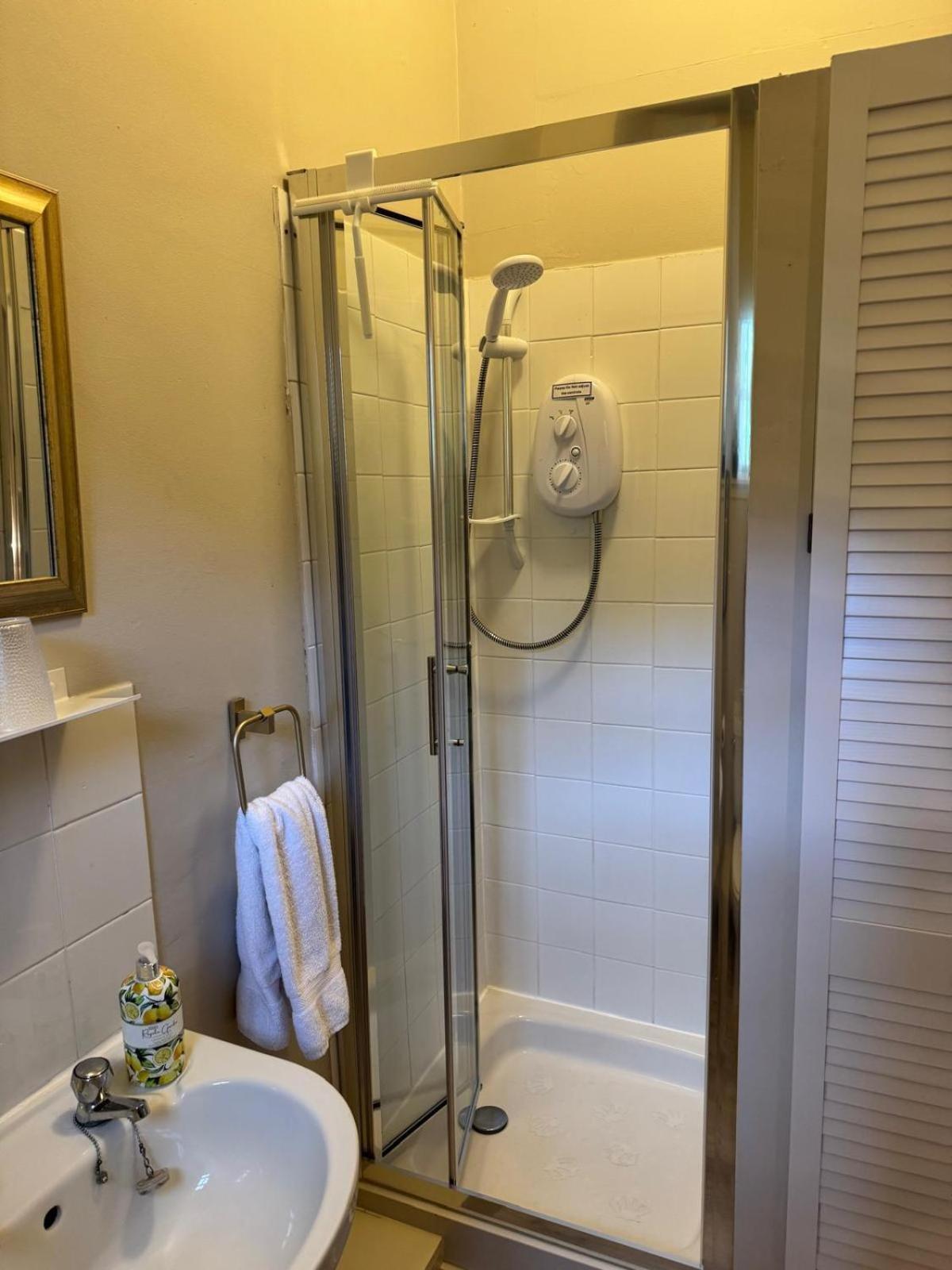 Budget Double Room, photo 6