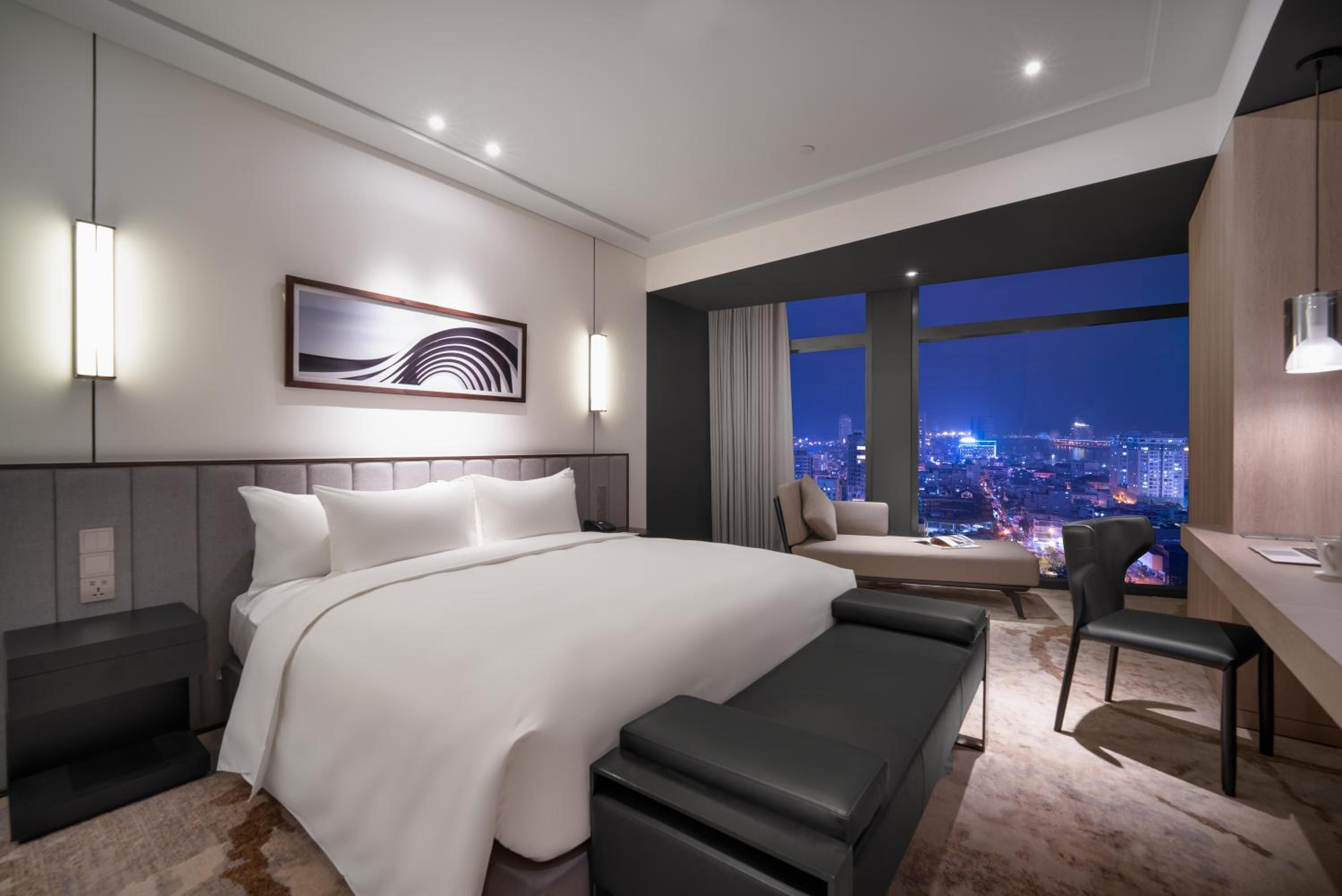 Premium River King Room With Bathtub - Club Lounge Access - Photo 9