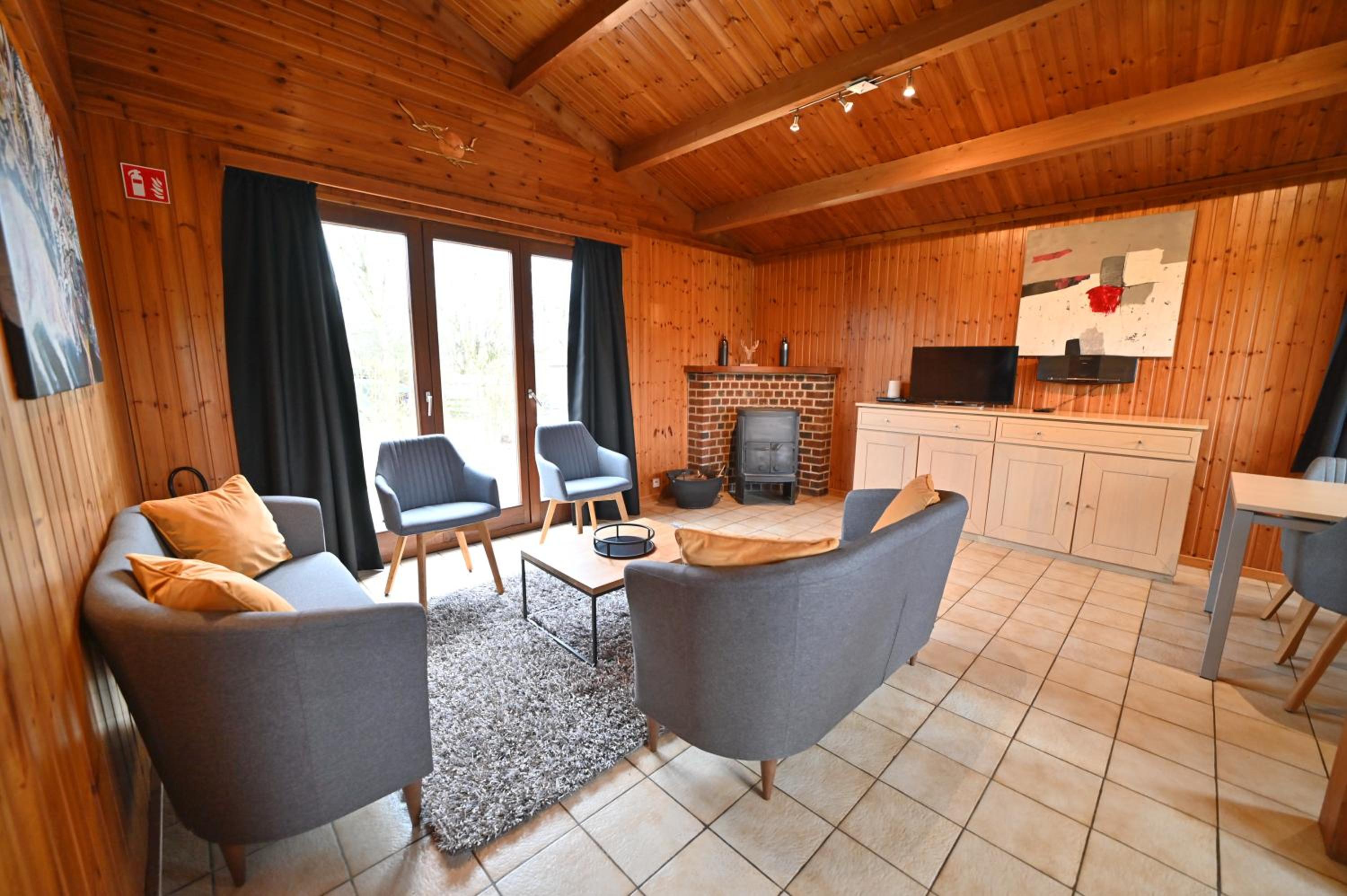 Three-Bedroom House photo 1