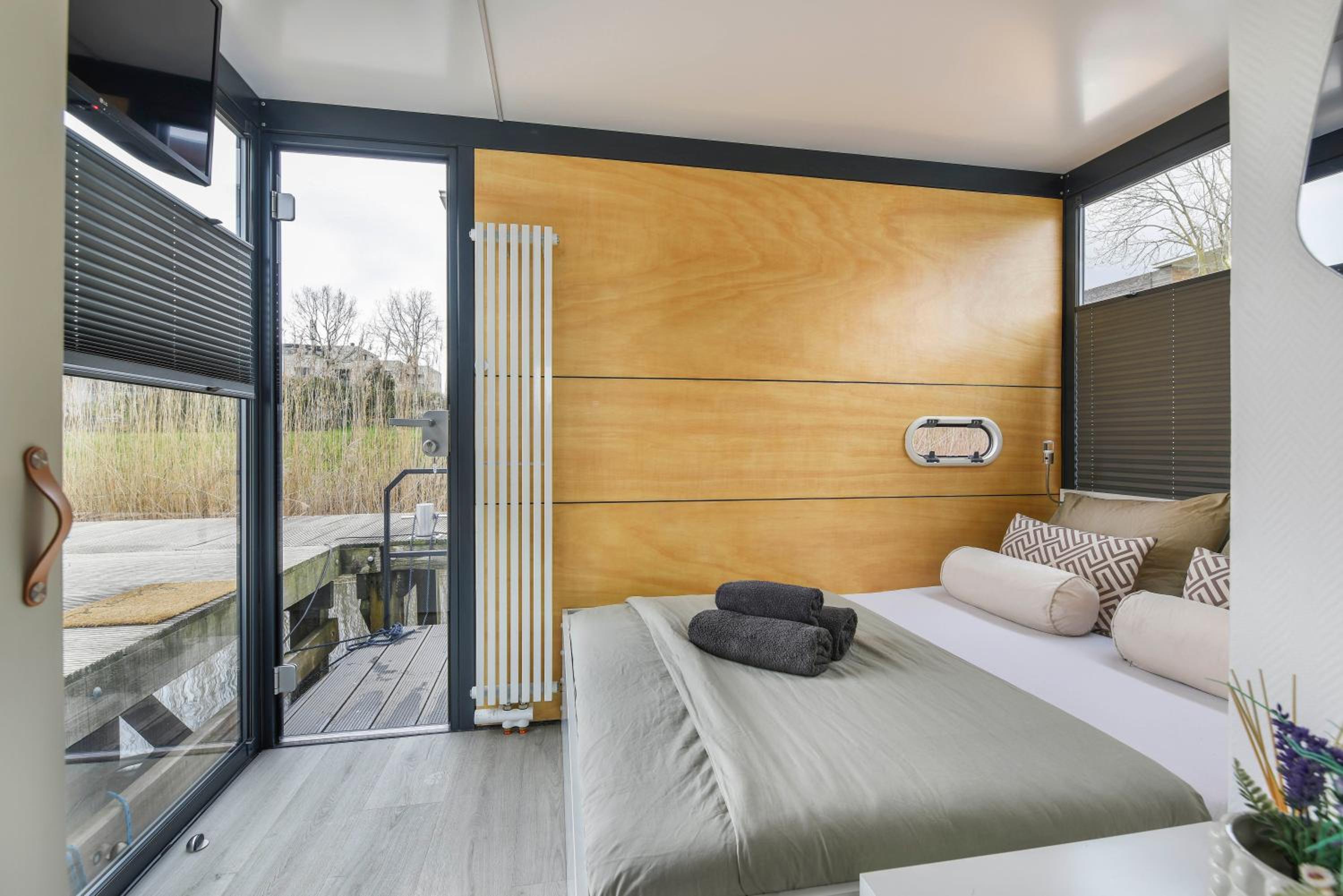 Junior Suite with Canal View photo 2