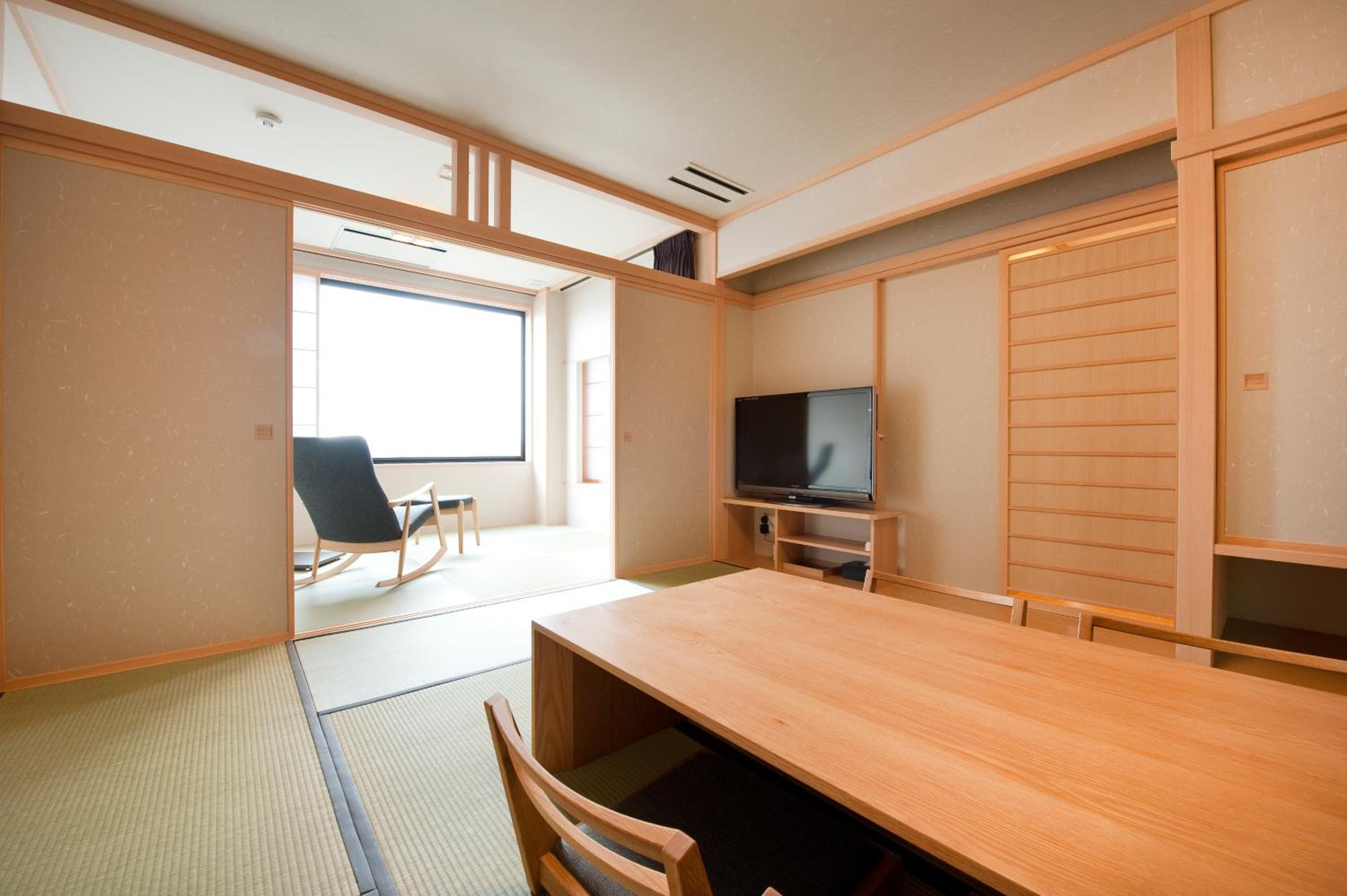 Quadruple Room with Private Bathroom