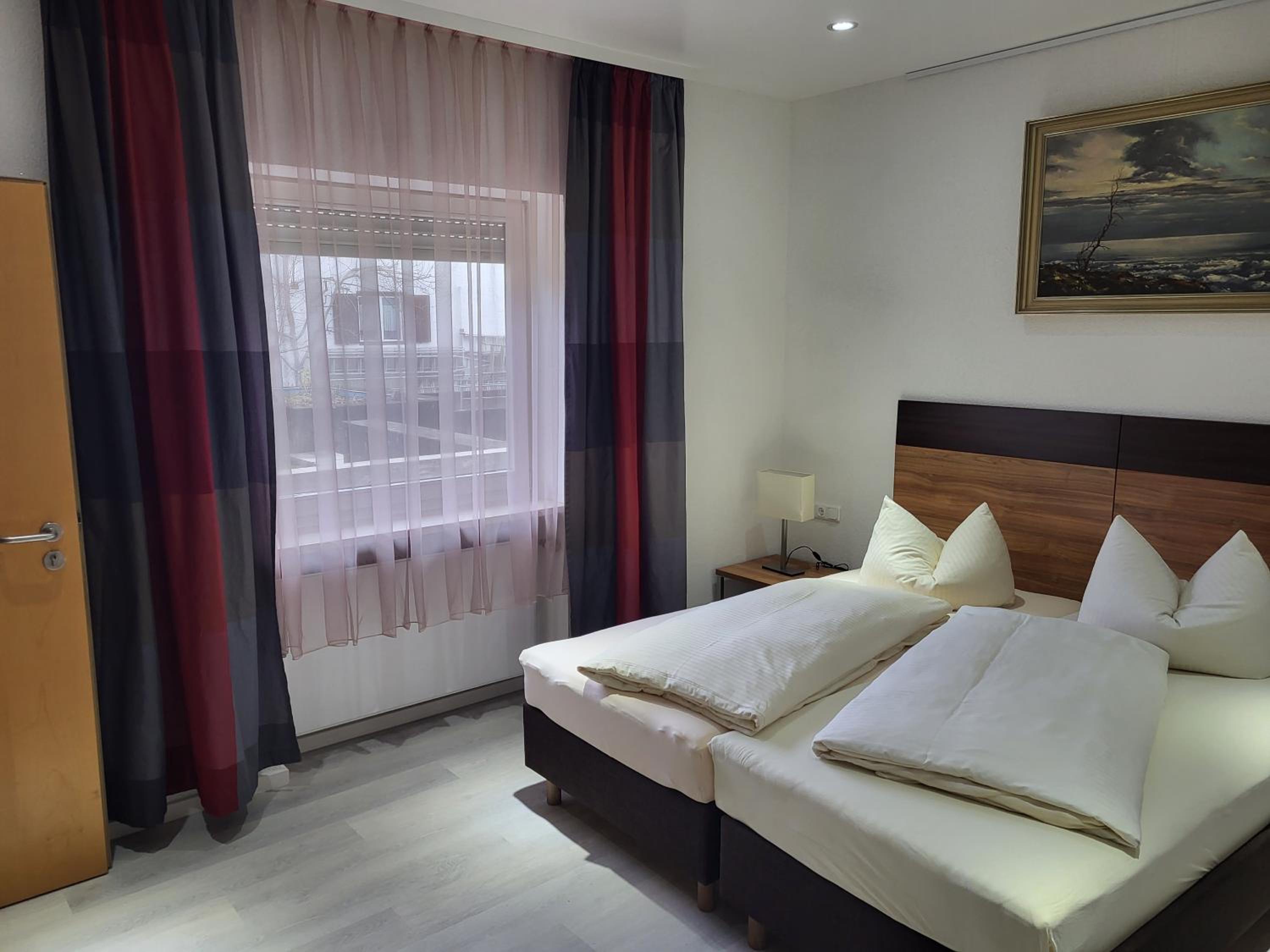 Deluxe Double Or Twin Room With Garden View