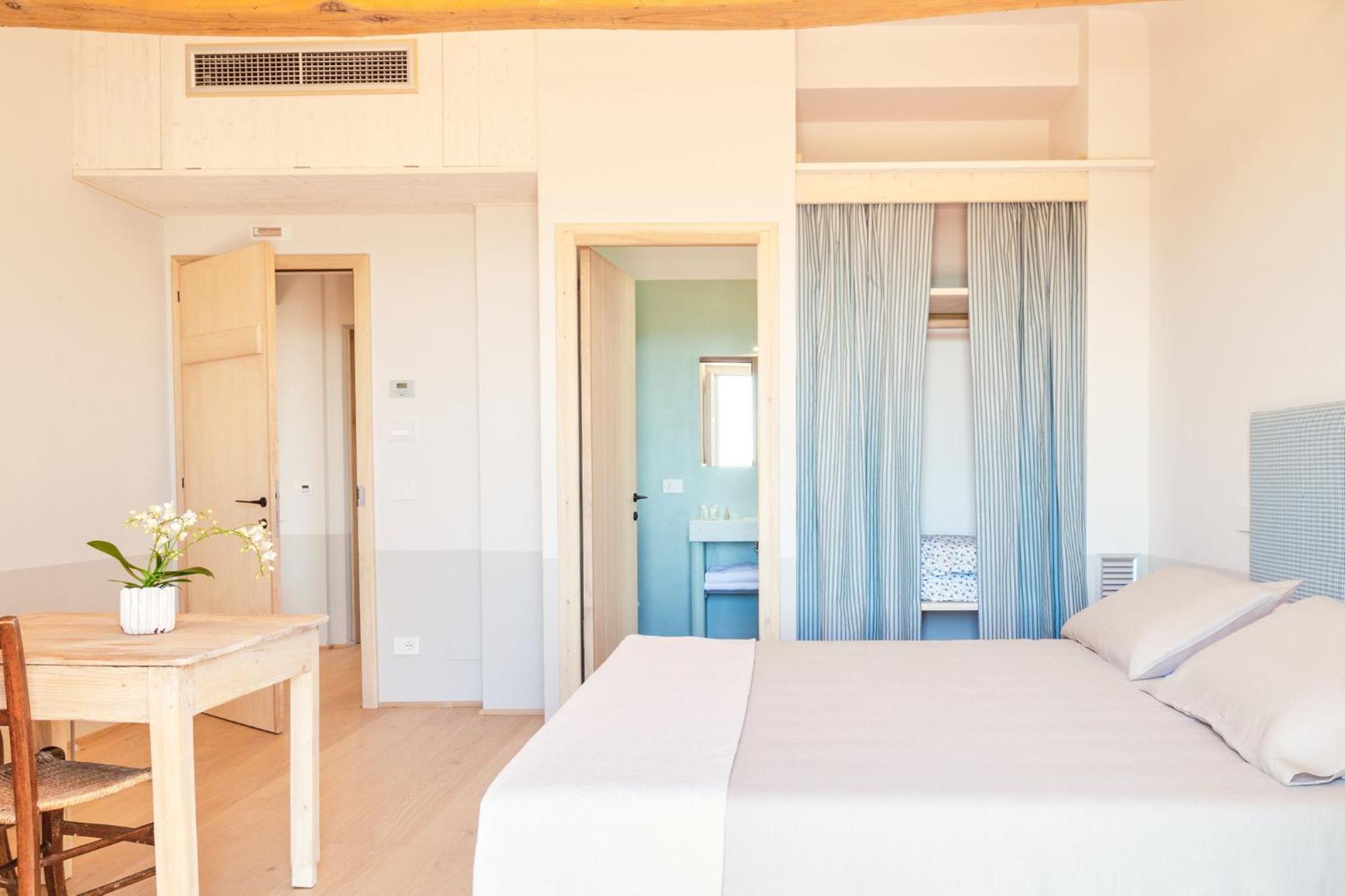 Double Room with Balcony photo 3